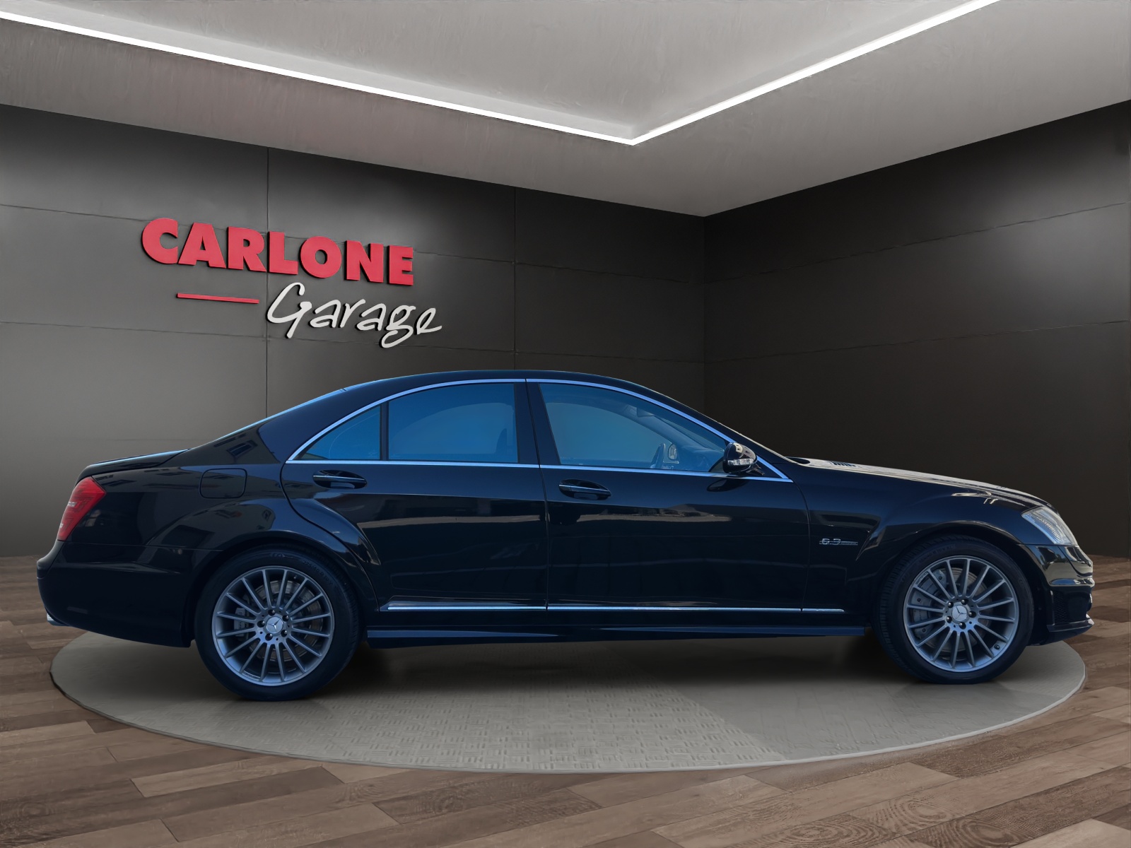 MERCEDES-BENZ S 63 AMG 7G-Tronic-showroom-element-1
