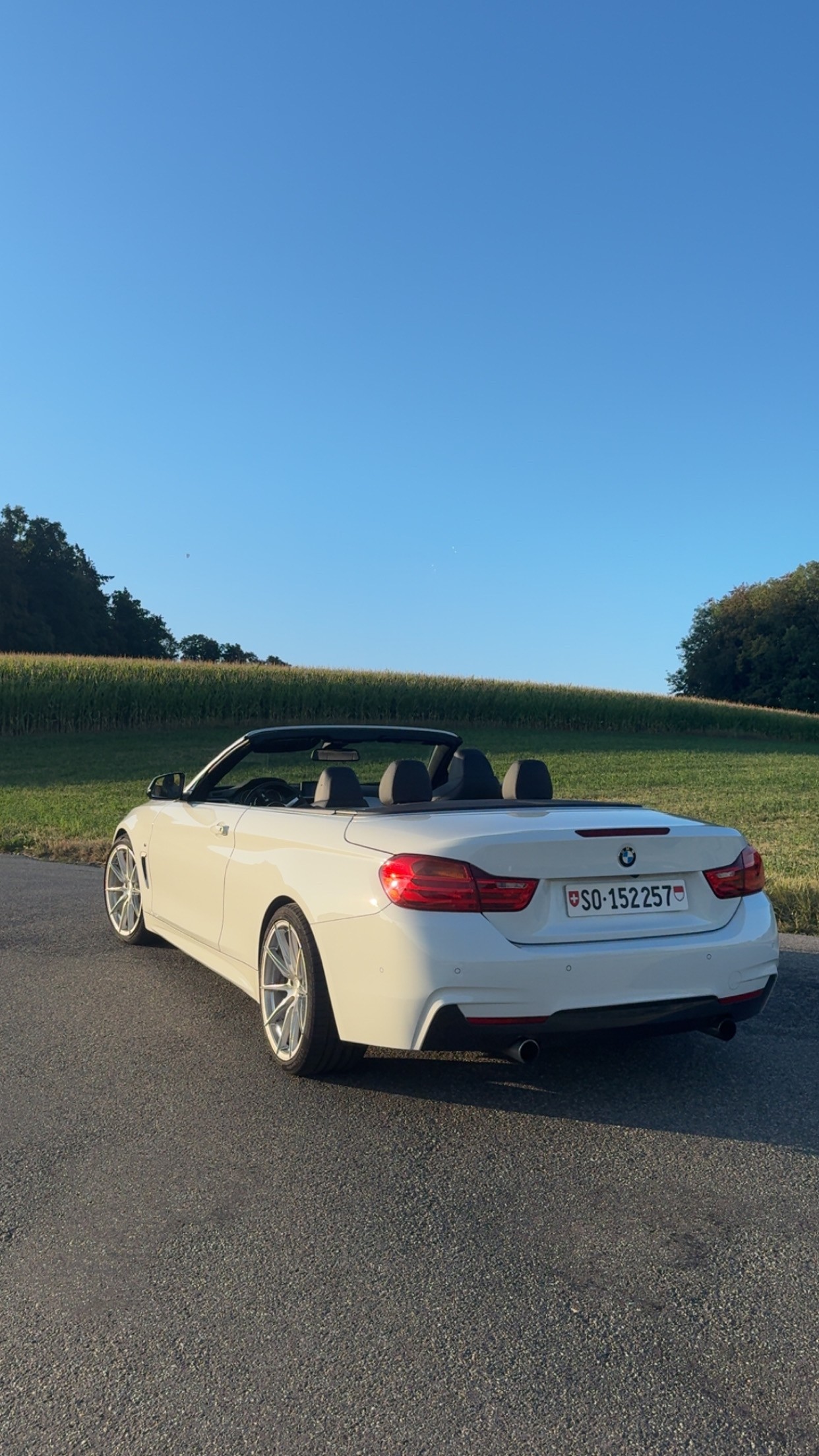 BMW 440i xDrive-image-4