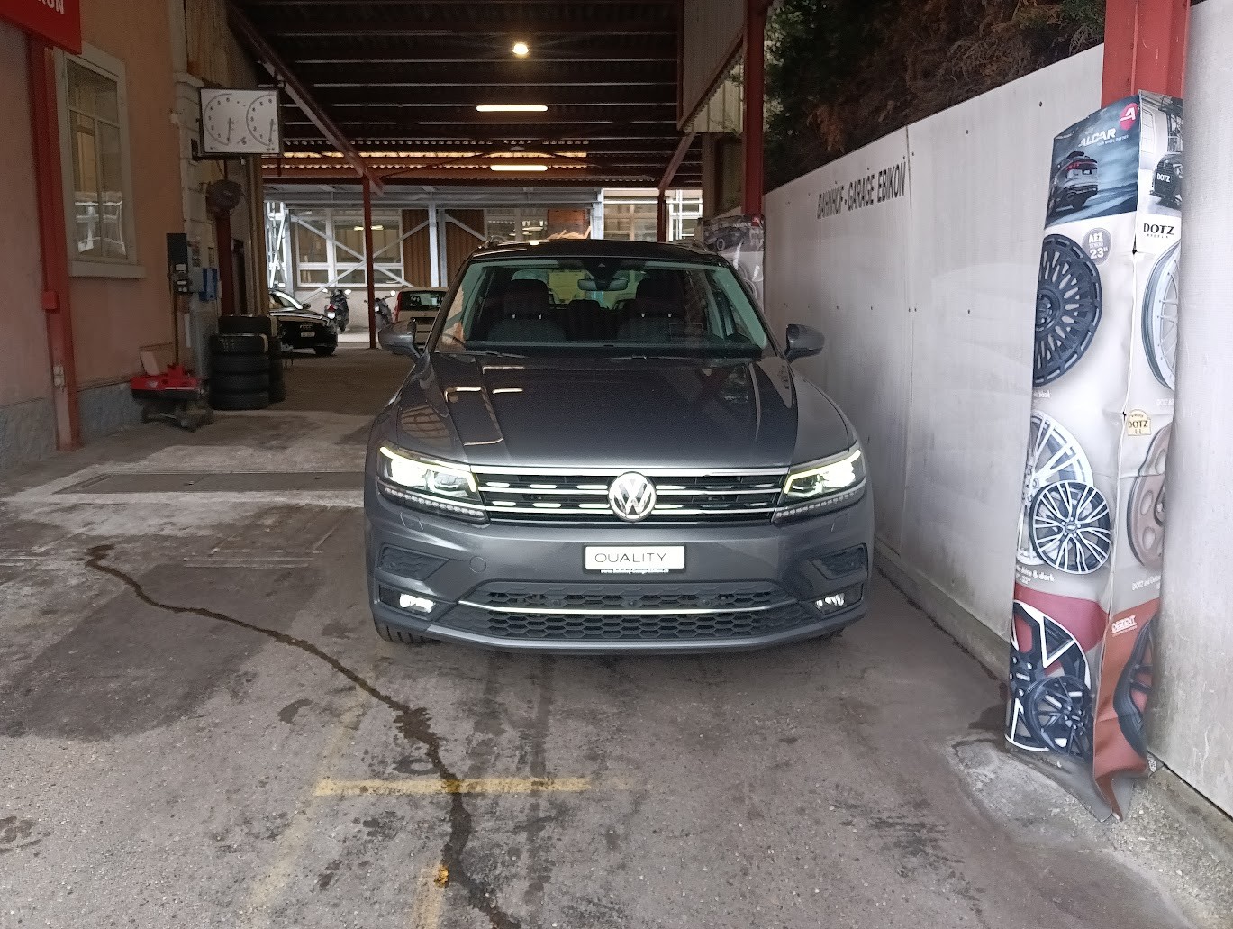 VW Tiguan 2.0TSI Highline 4Motion DSG-image-1