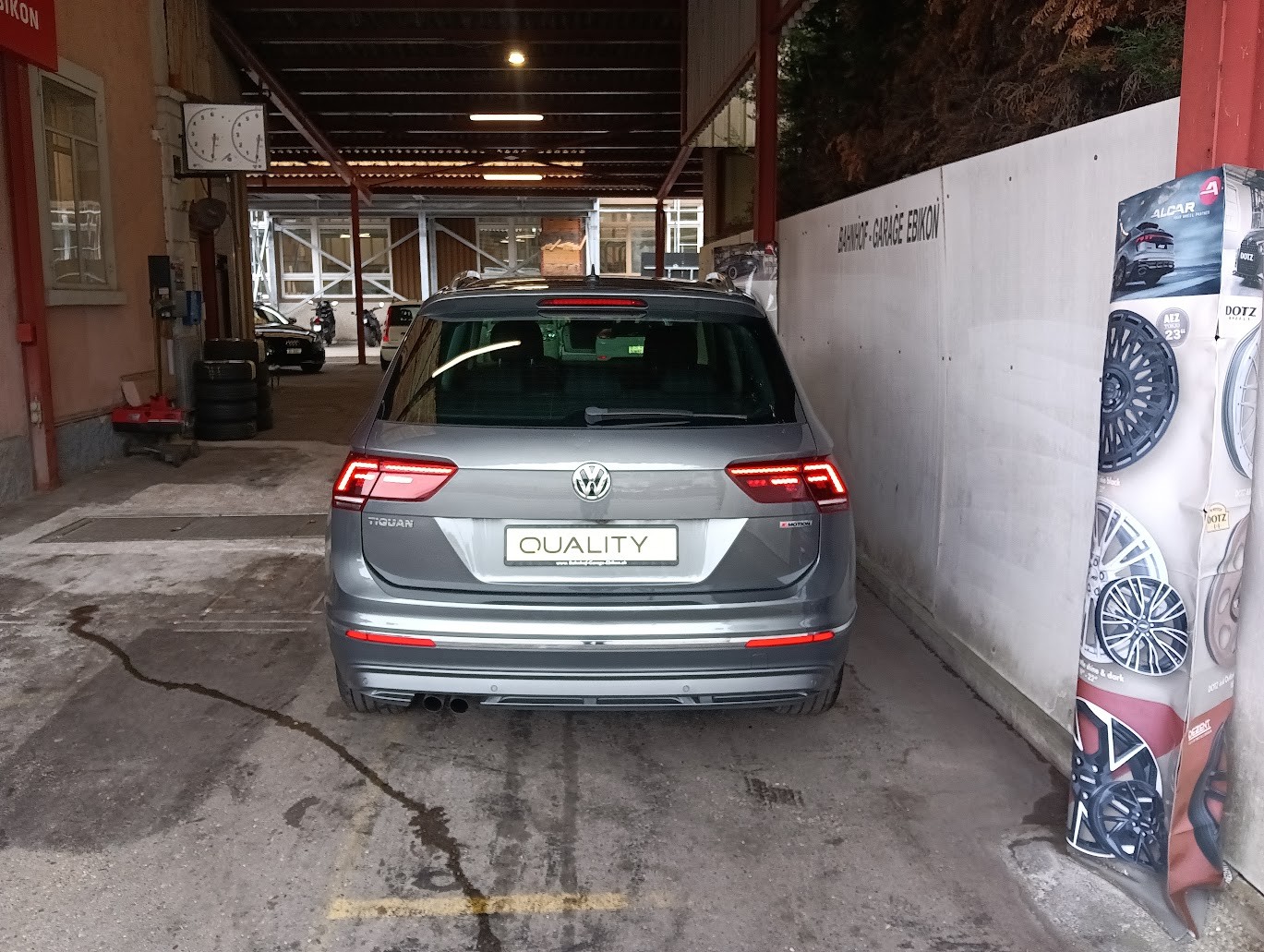 VW Tiguan 2.0TSI Highline 4Motion DSG-image-5