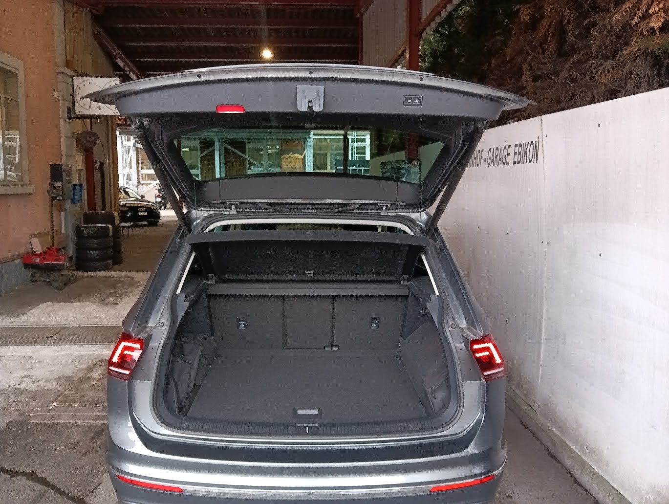 VW Tiguan 2.0TSI Highline 4Motion DSG-image-6