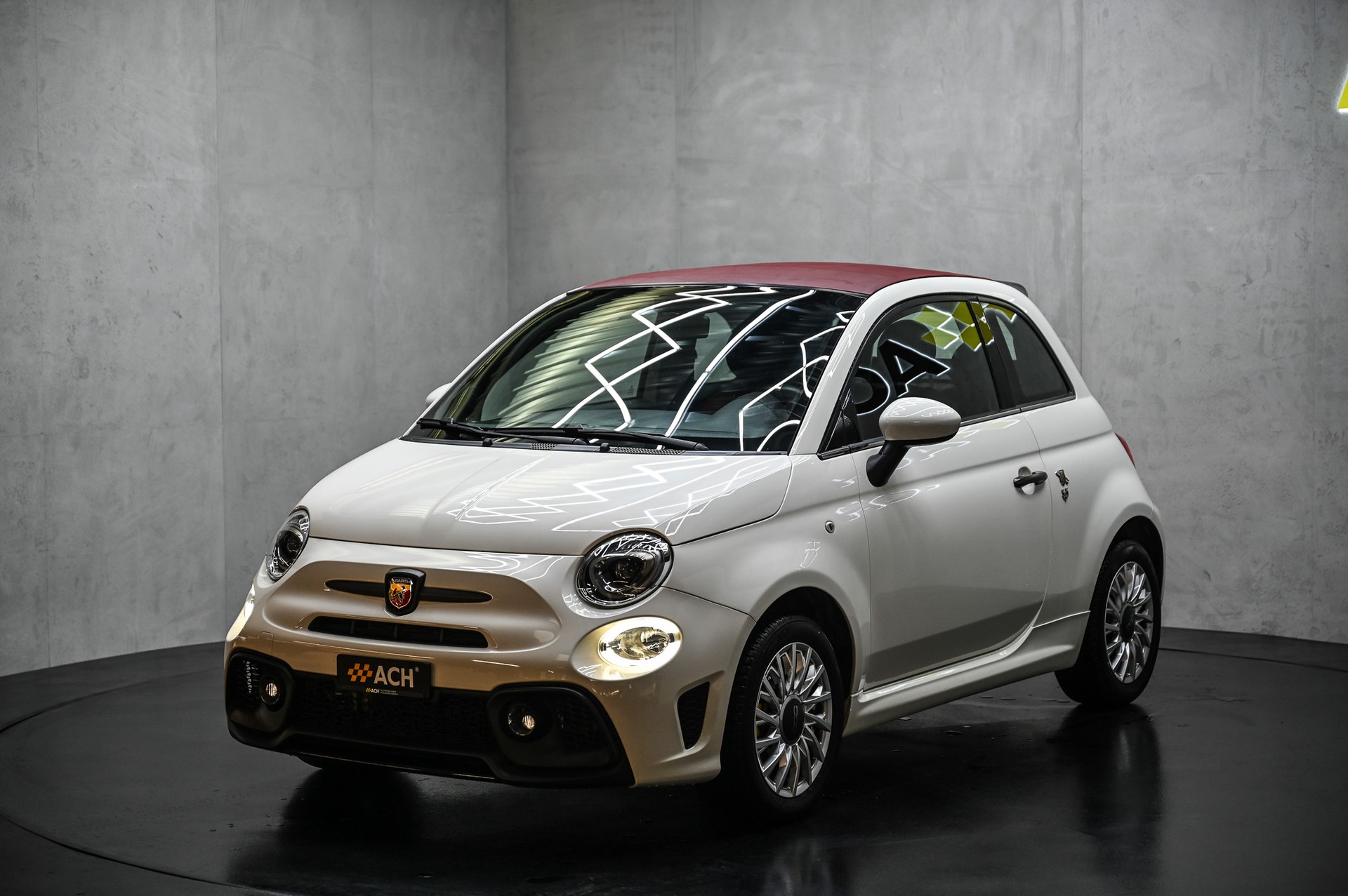 FIAT 500 Cabrio 1.4 16V Lounge Dualogic-showroom-element-2