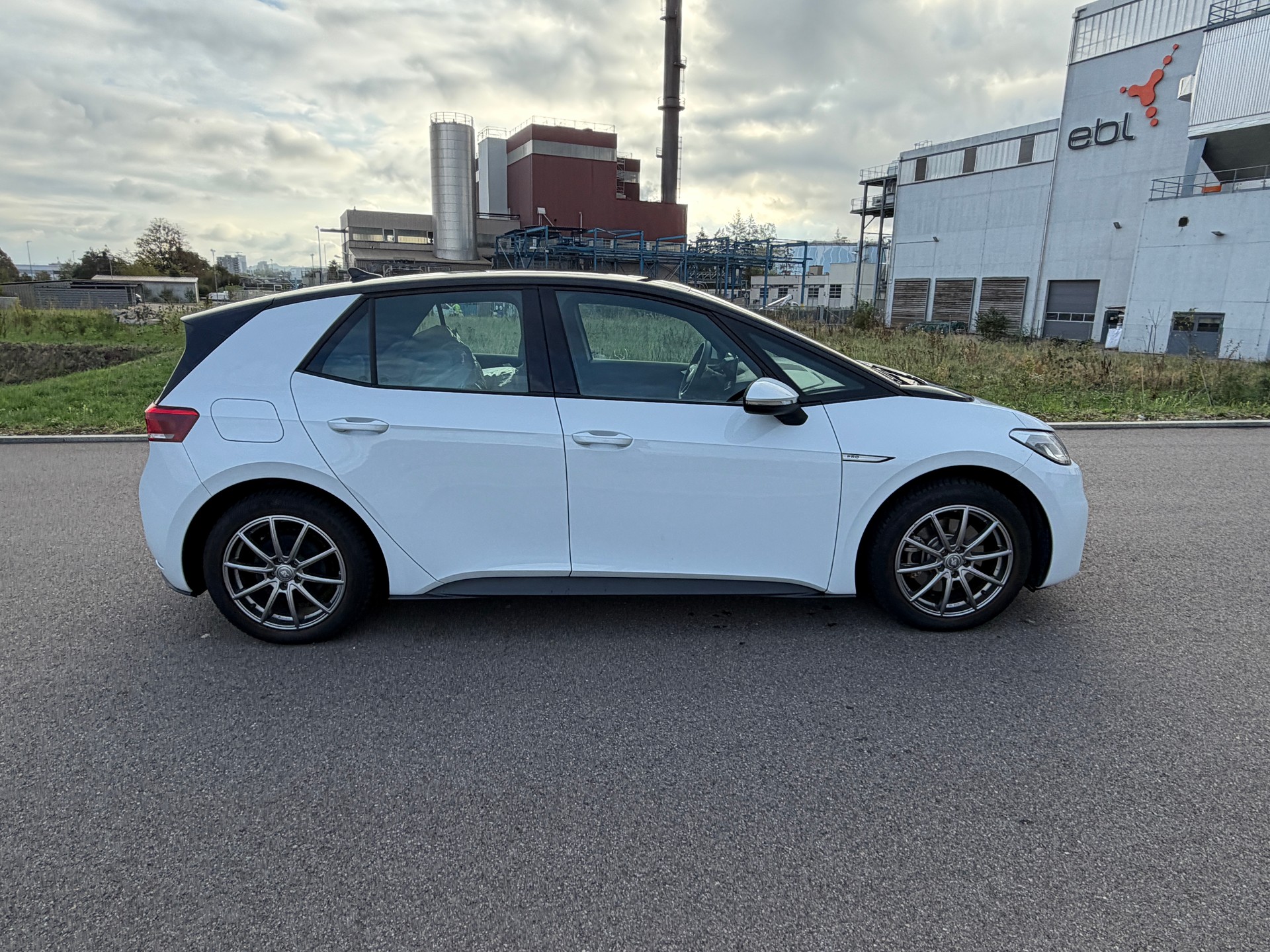 VW ID.3 Pro 58 kWh Pro-showroom-element-3