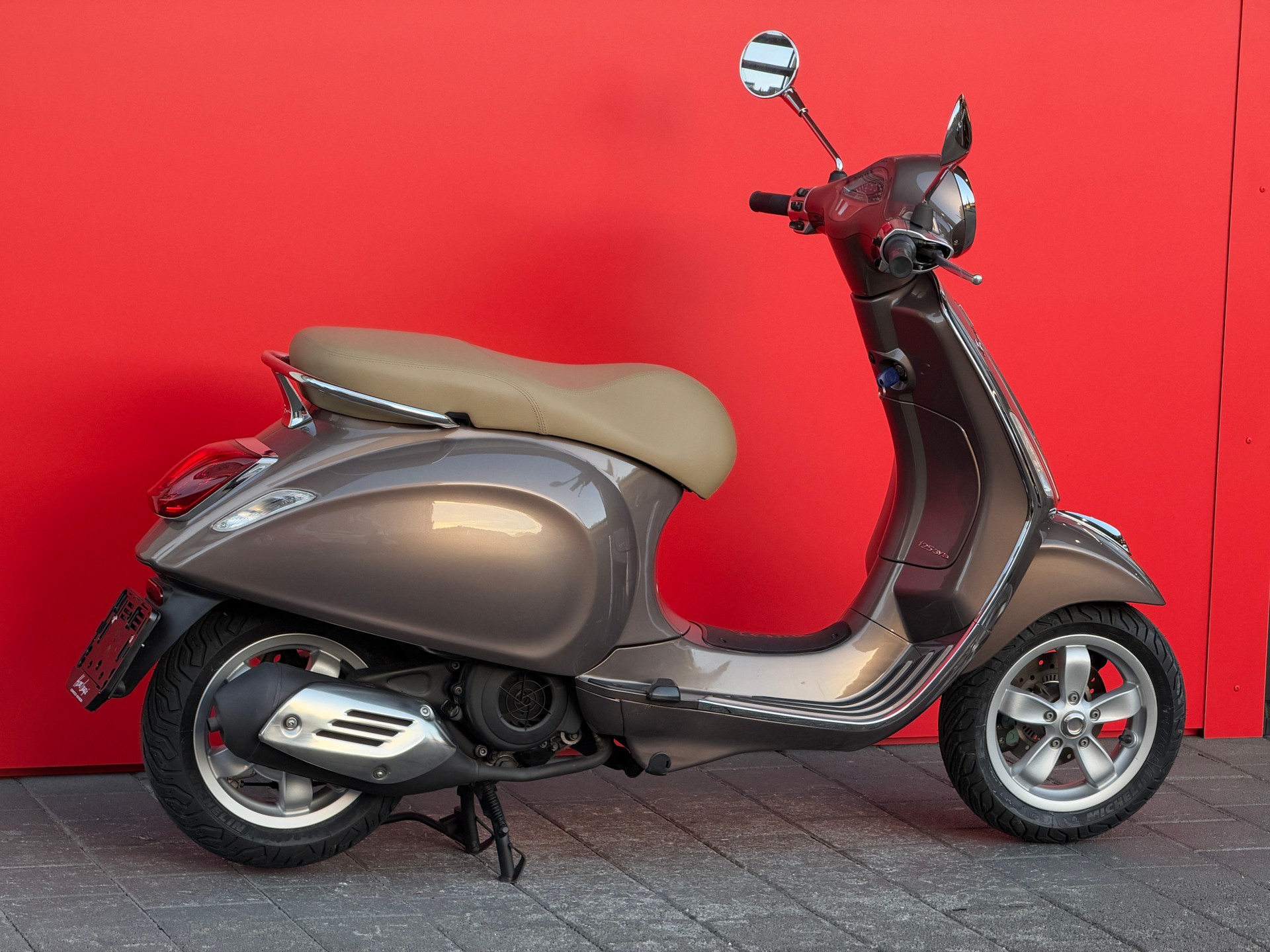 PIAGGIO Vespa 125 Primavera i.e. 3V ABS-showroom-element-2