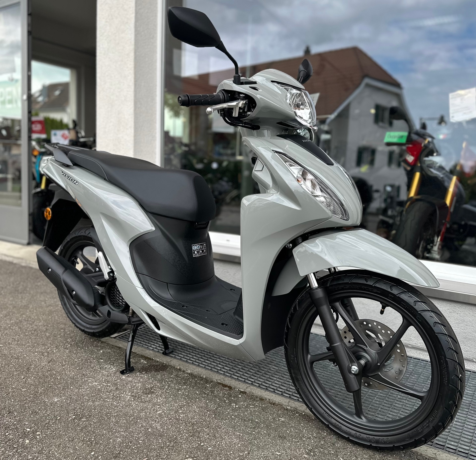 HONDA NSC Vision 110-image-2