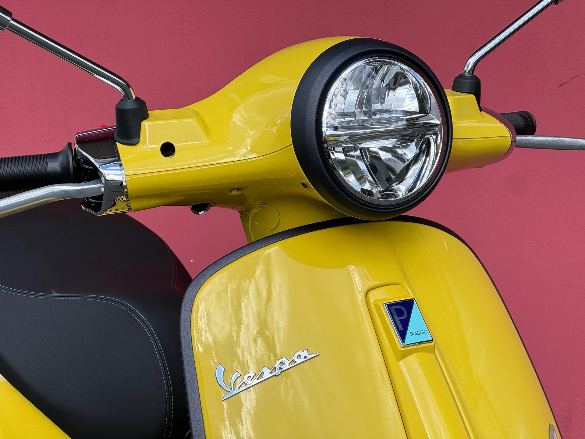 PIAGGIO Vespa 125 Primavera Sport ABS-image-12