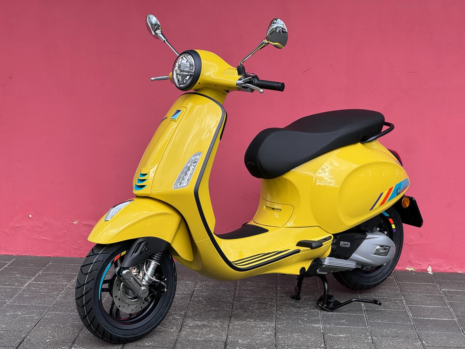 PIAGGIO Vespa 125 Primavera Sport ABS-image-13