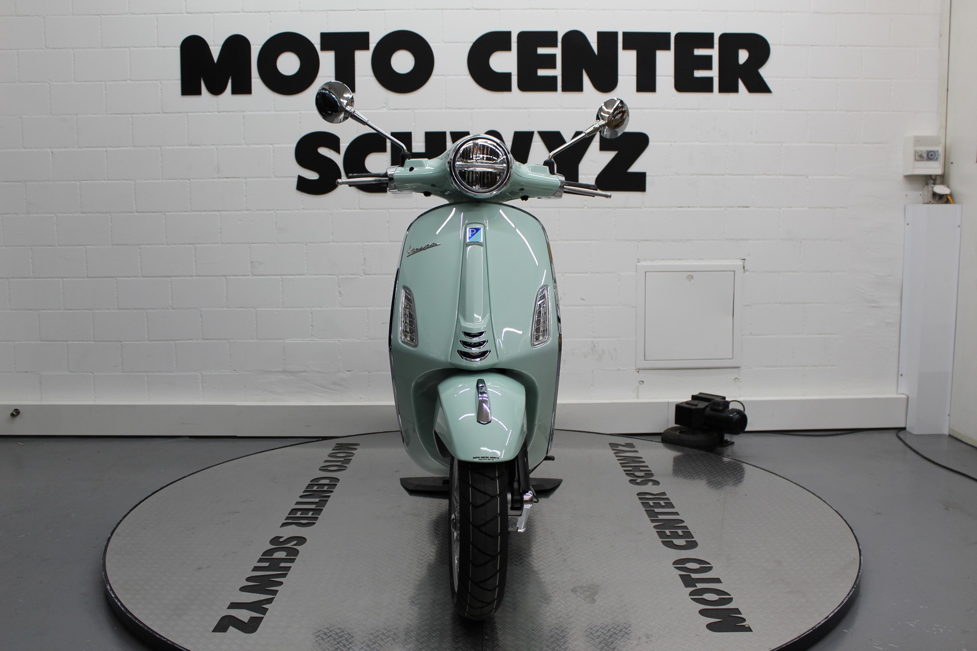 PIAGGIO Vespa 125 Primavera ABS-image-2