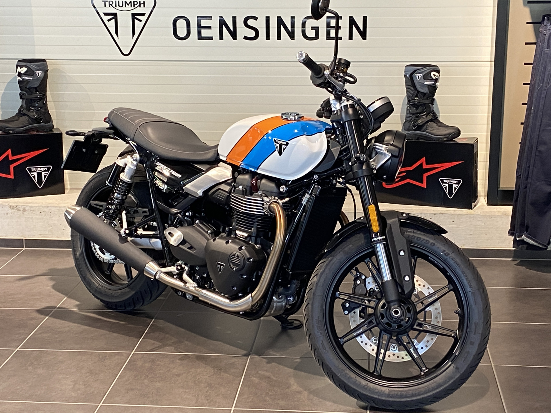 TRIUMPH Speed Twin 900 (4.49 % Power Leasing - Gültig bis 31.06.2026)-image-2