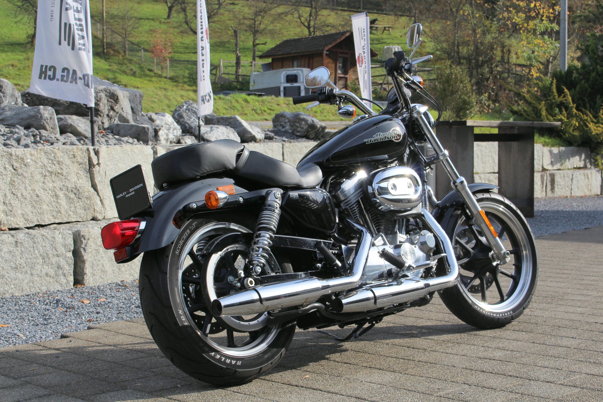 HARLEY-DAVIDSON XL 883 L Sportster Super Low ABS-image-2