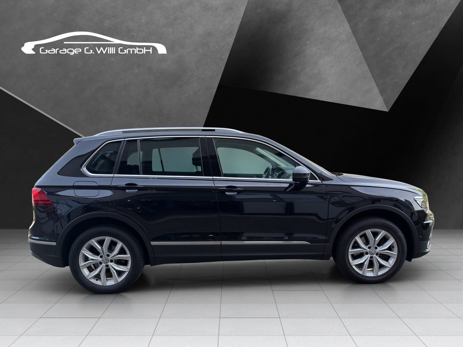 VW Tiguan 2.0TSI Comfortline 4Motion DSG-image-5