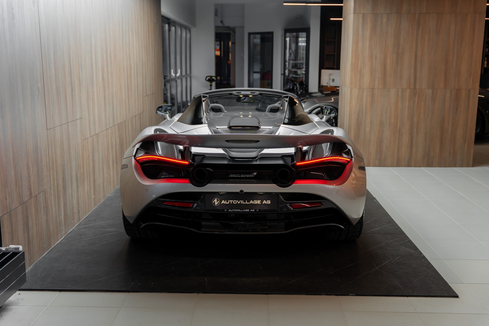McLAREN 720S Spider Performance 4.0 V8 SSG-image-27