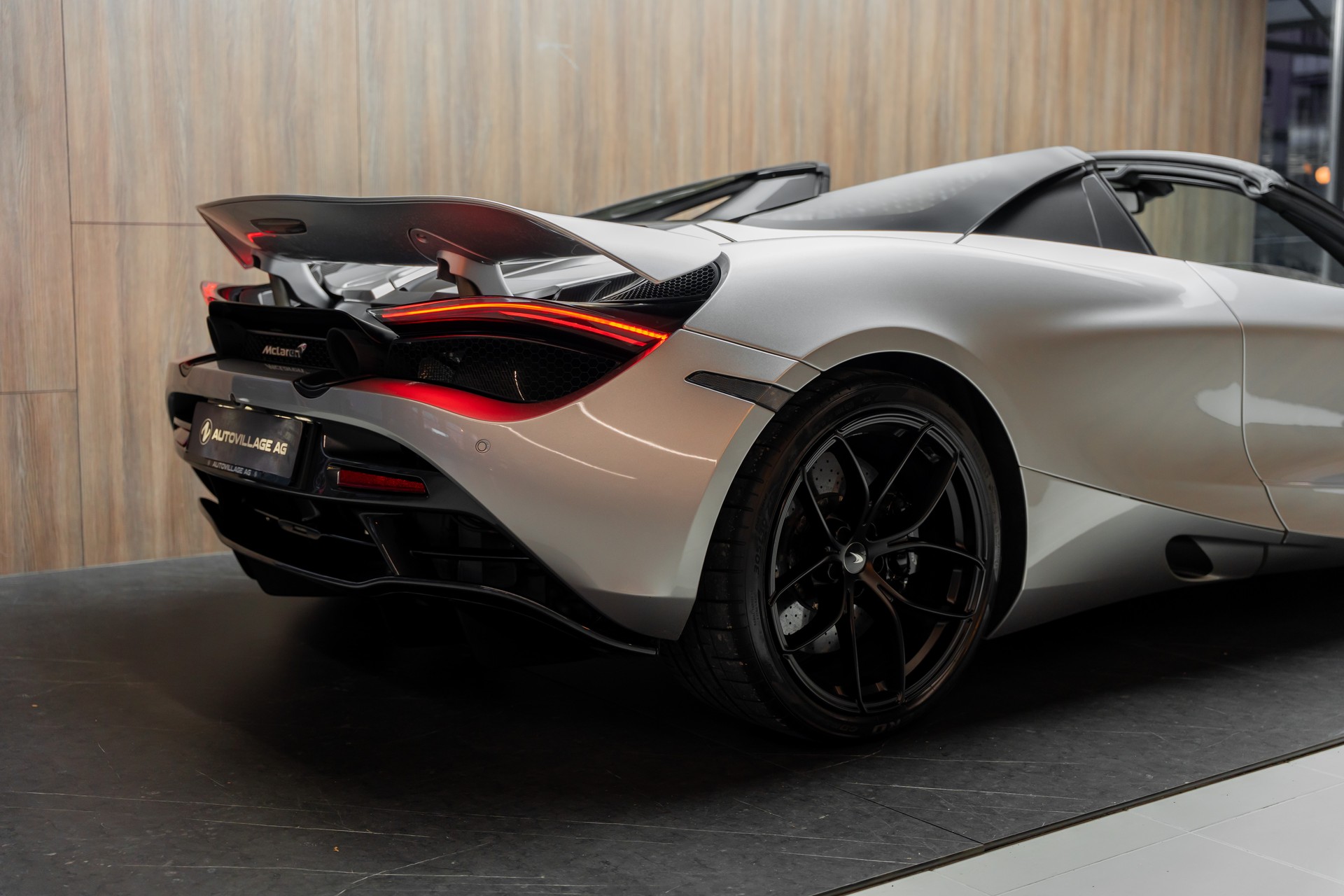 McLAREN 720S Spider Performance 4.0 V8 SSG-image-25