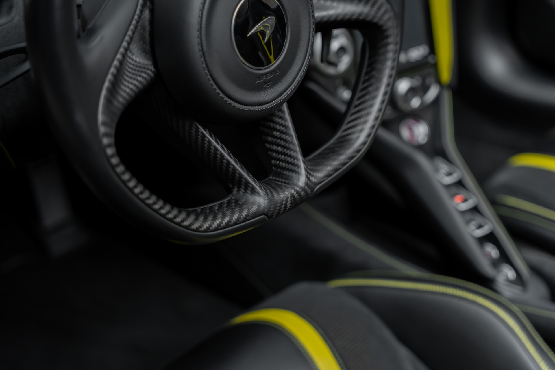 McLAREN 720S Spider Performance 4.0 V8 SSG-image-15