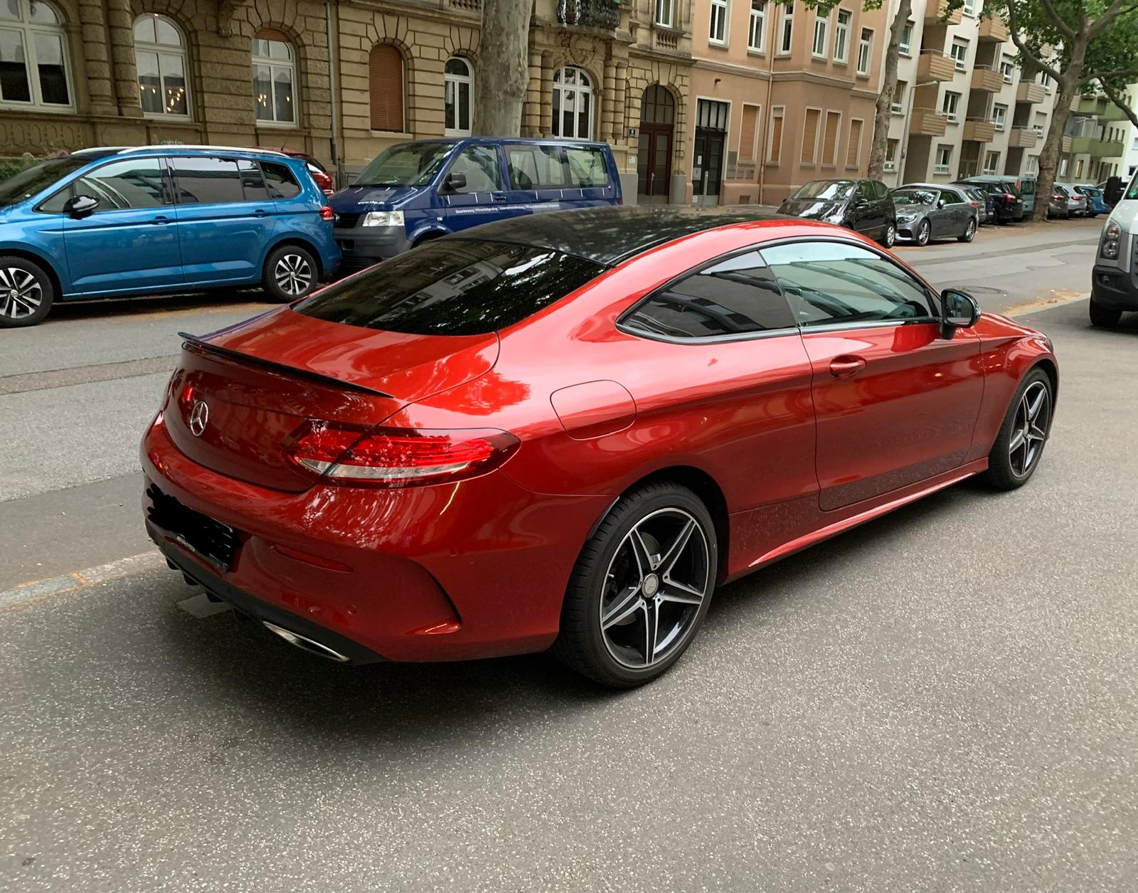 MERCEDES-BENZ C 180 AMG Line Coupé 7G-Tronic