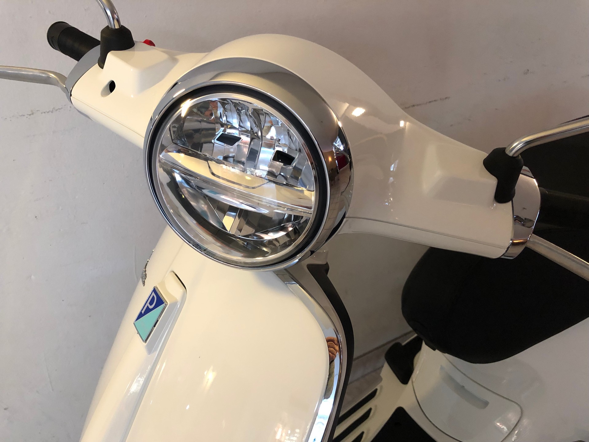 PIAGGIO Vespa 125 Primavera ABS-image-3