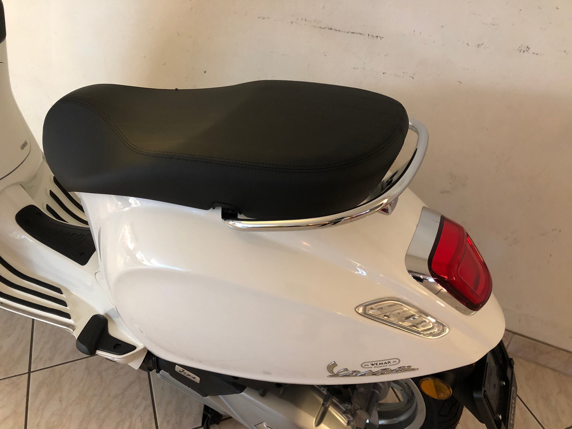 PIAGGIO Vespa 125 Primavera ABS-image-6