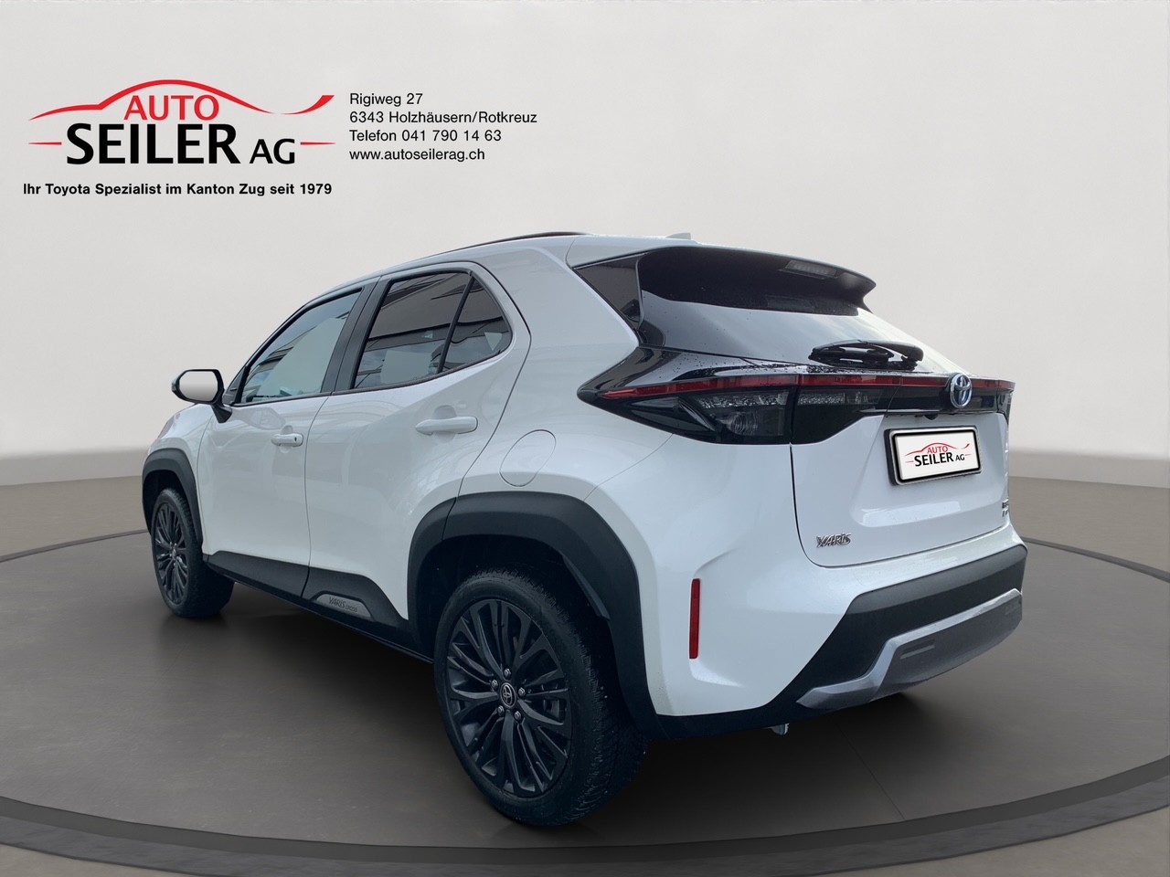 TOYOTA Yaris Cross 1.5 Elegant e-CVT AWDi-showroom-element-2