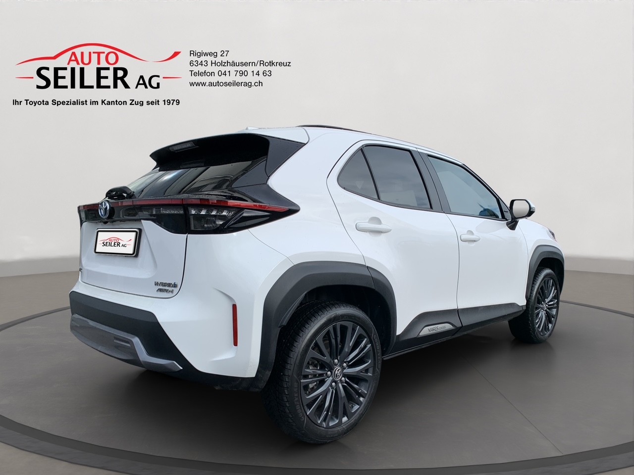 TOYOTA Yaris Cross 1.5 Elegant e-CVT AWDi-showroom-element-3