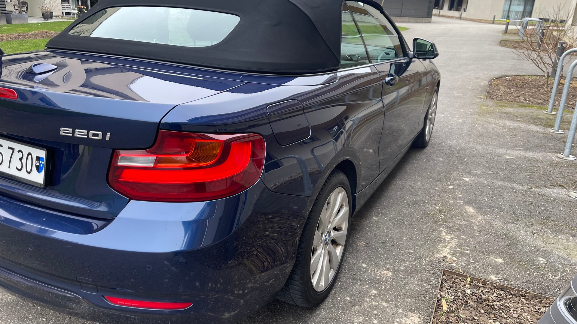 BMW 220i Sport Line Steptronic (ab MFK)-image-6