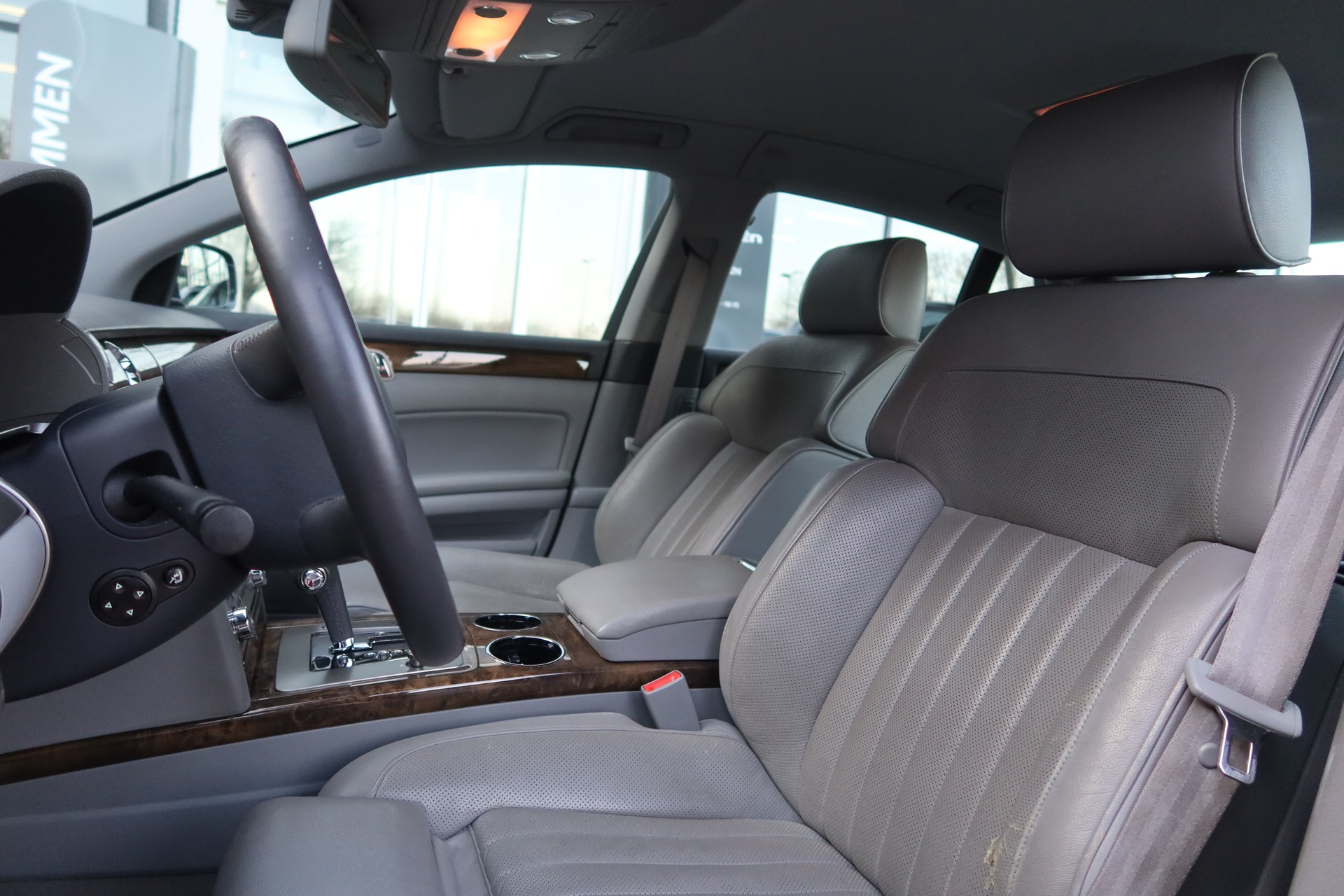 VW Phaeton 3.0 TDi V6 4M-image-7