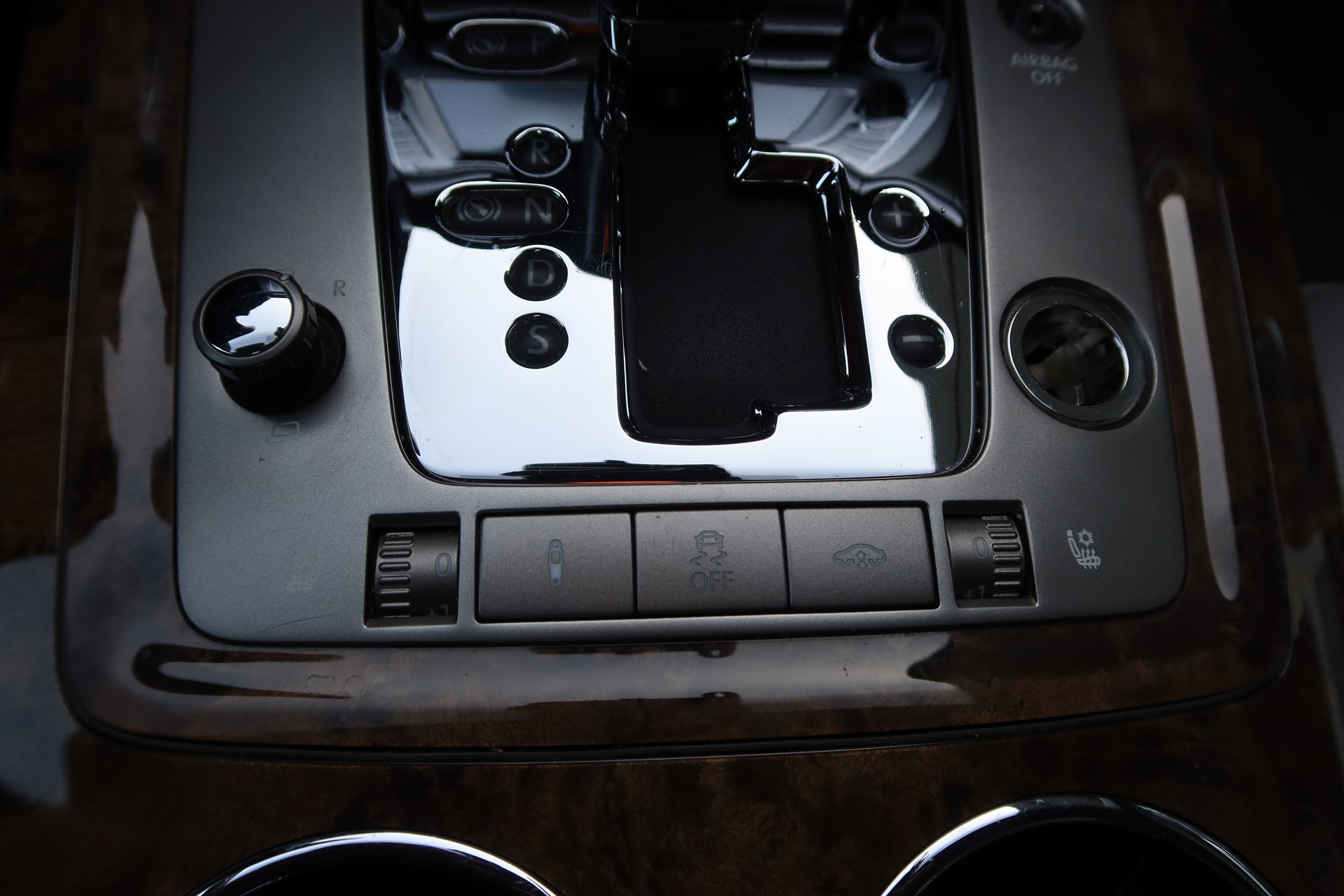 VW Phaeton 3.0 TDi V6 4M-image-13