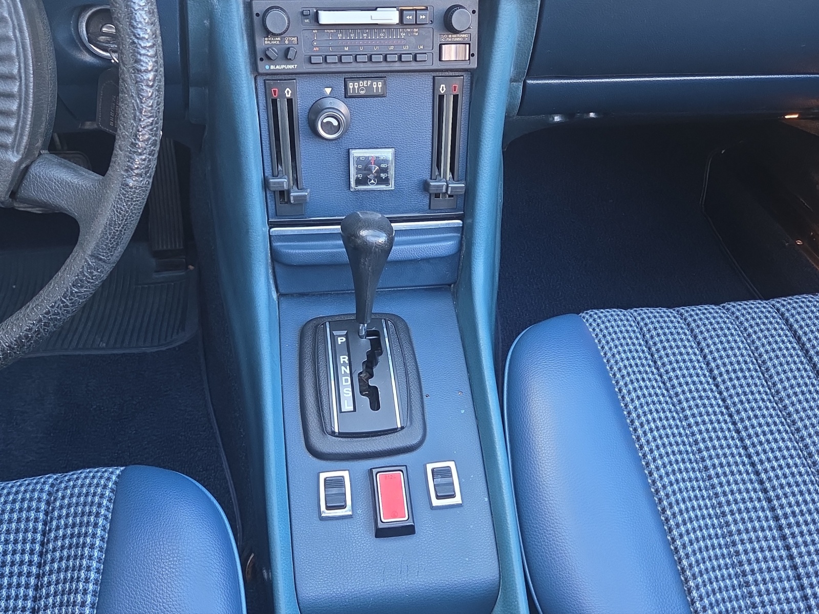 MERCEDES-BENZ SL 280 R 107-image-18