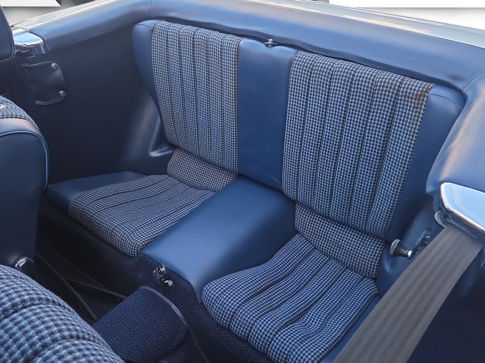 MERCEDES-BENZ SL 280 R 107-image-20