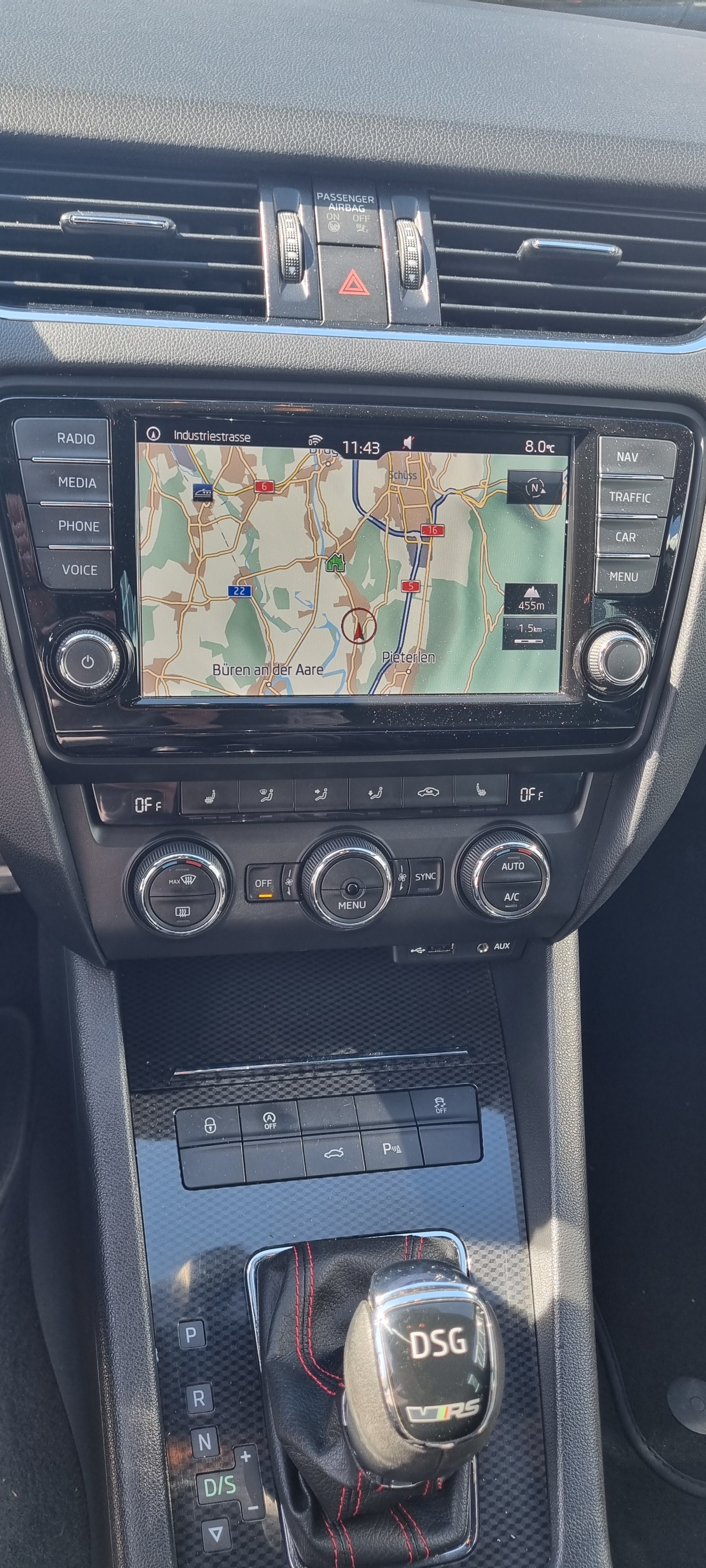 SKODA Octavia Combi 2.0 TDI RS 4x4 DSG-image-13