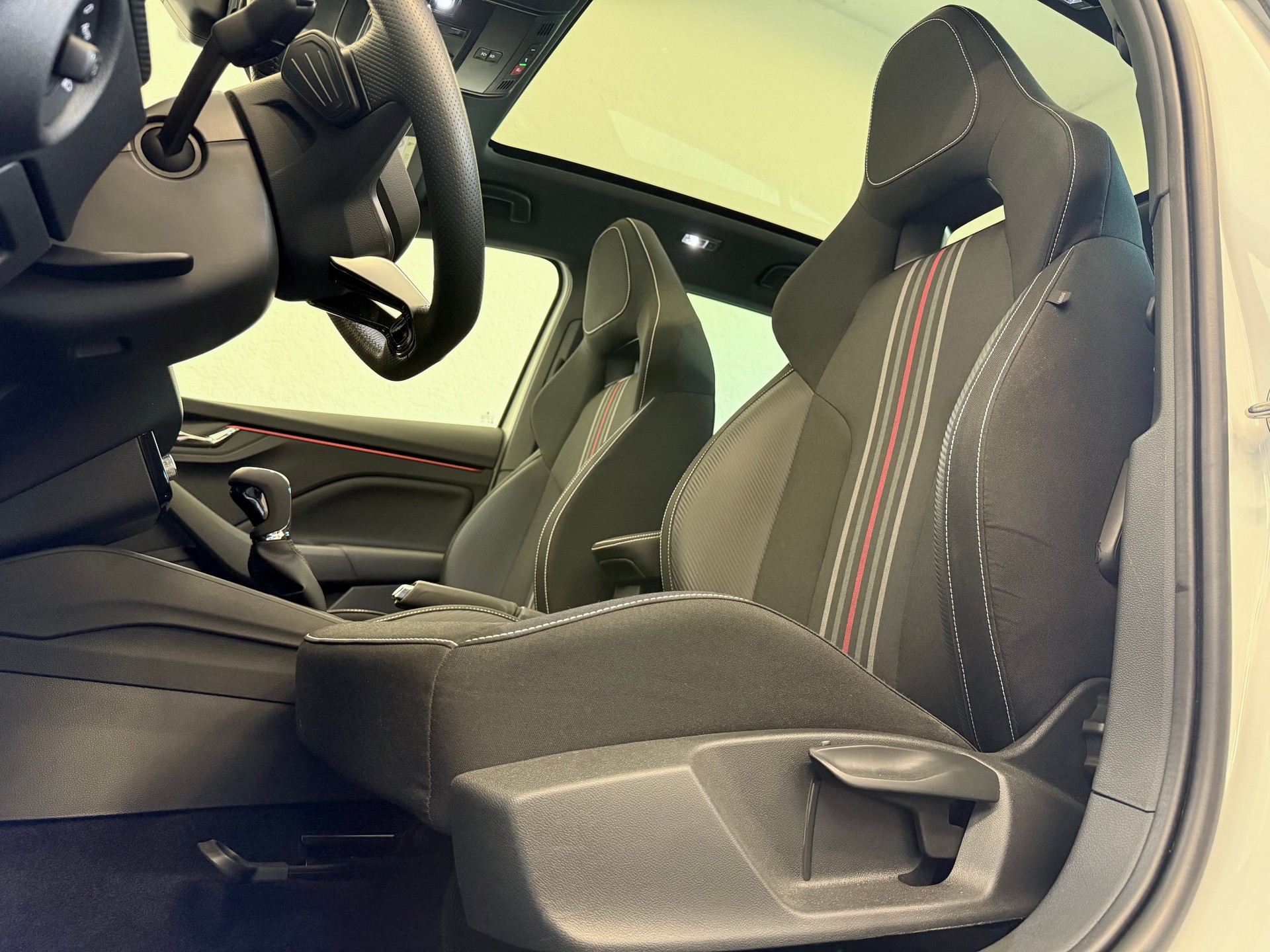 SKODA Scala 1.0 TSI Monte Carlo DSG-image-19