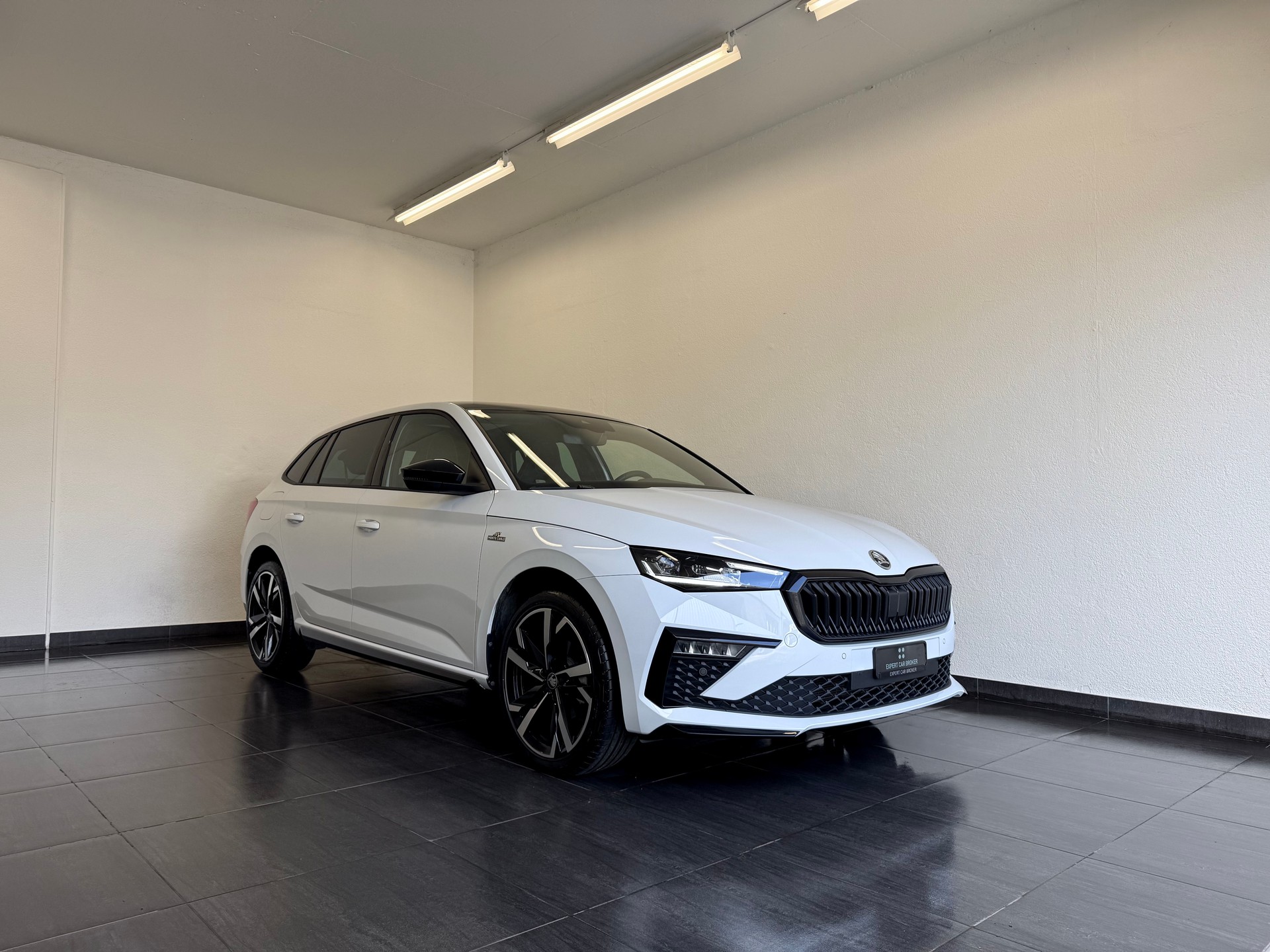 SKODA Scala 1.0 TSI Monte Carlo DSG-showroom-element-1