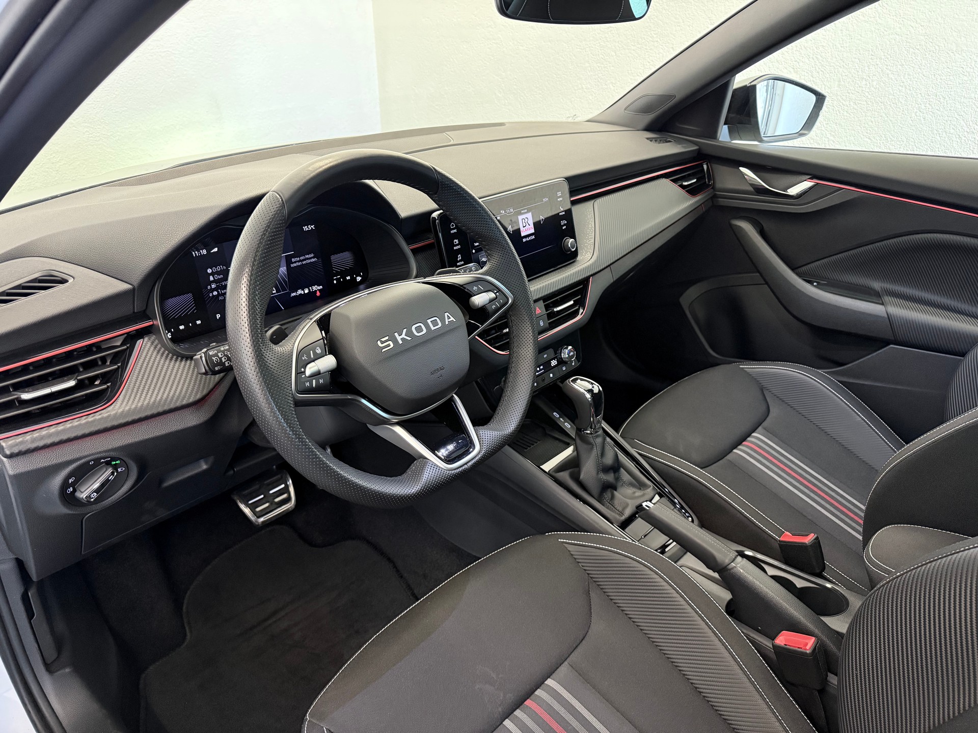 SKODA Scala 1.0 TSI Monte Carlo DSG-image-15