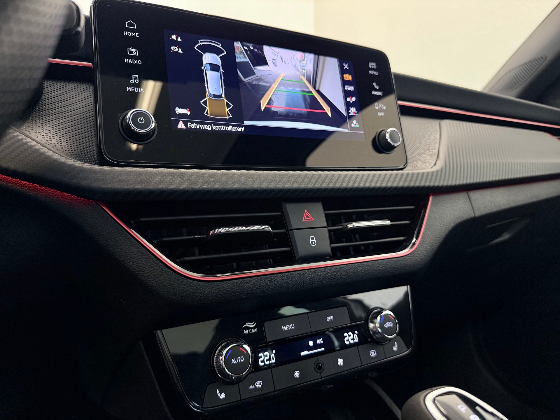 SKODA Scala 1.0 TSI Monte Carlo DSG-image-22