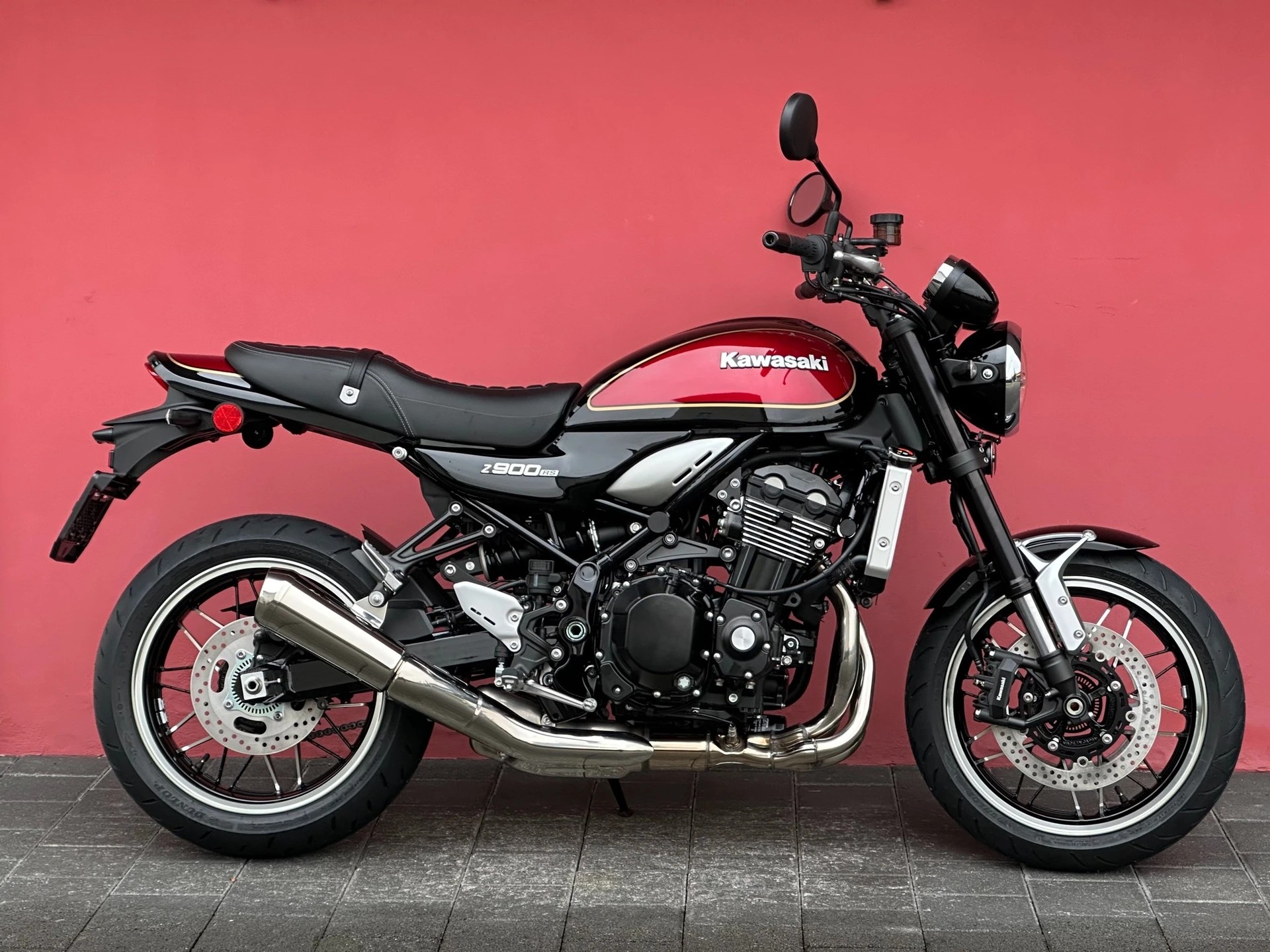 KAWASAKI Z 900 RS-image-10