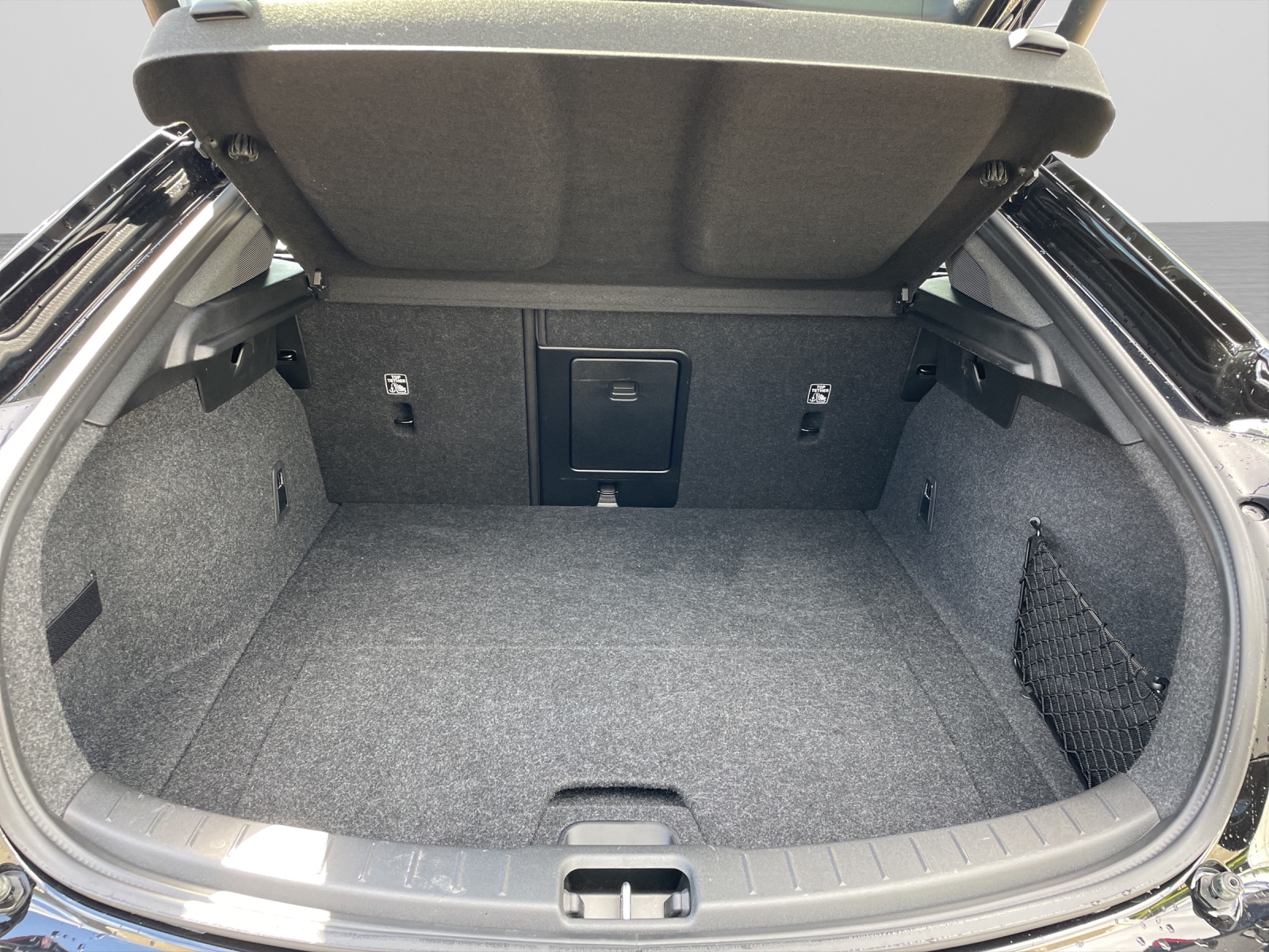 POLESTAR 2 Long Range Dual Motor Performance-image-14