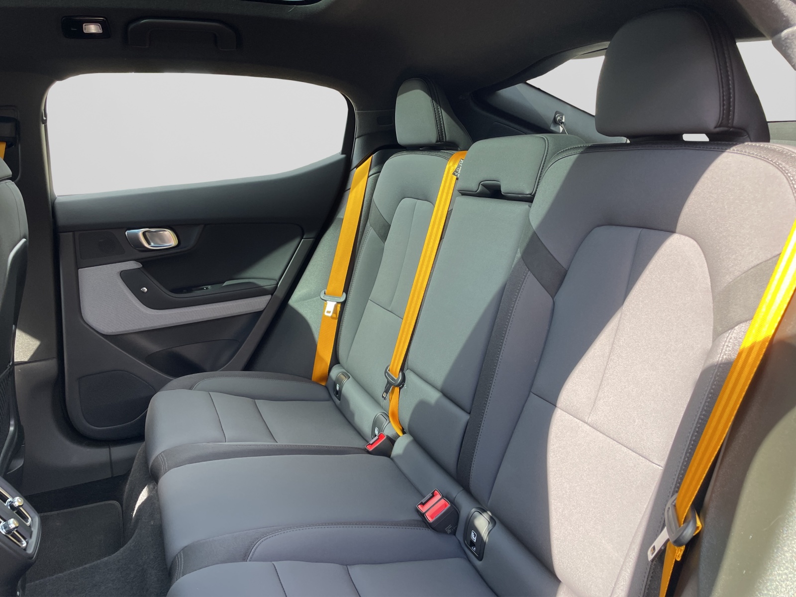 POLESTAR 2 Long Range Dual Motor Performance-image-13