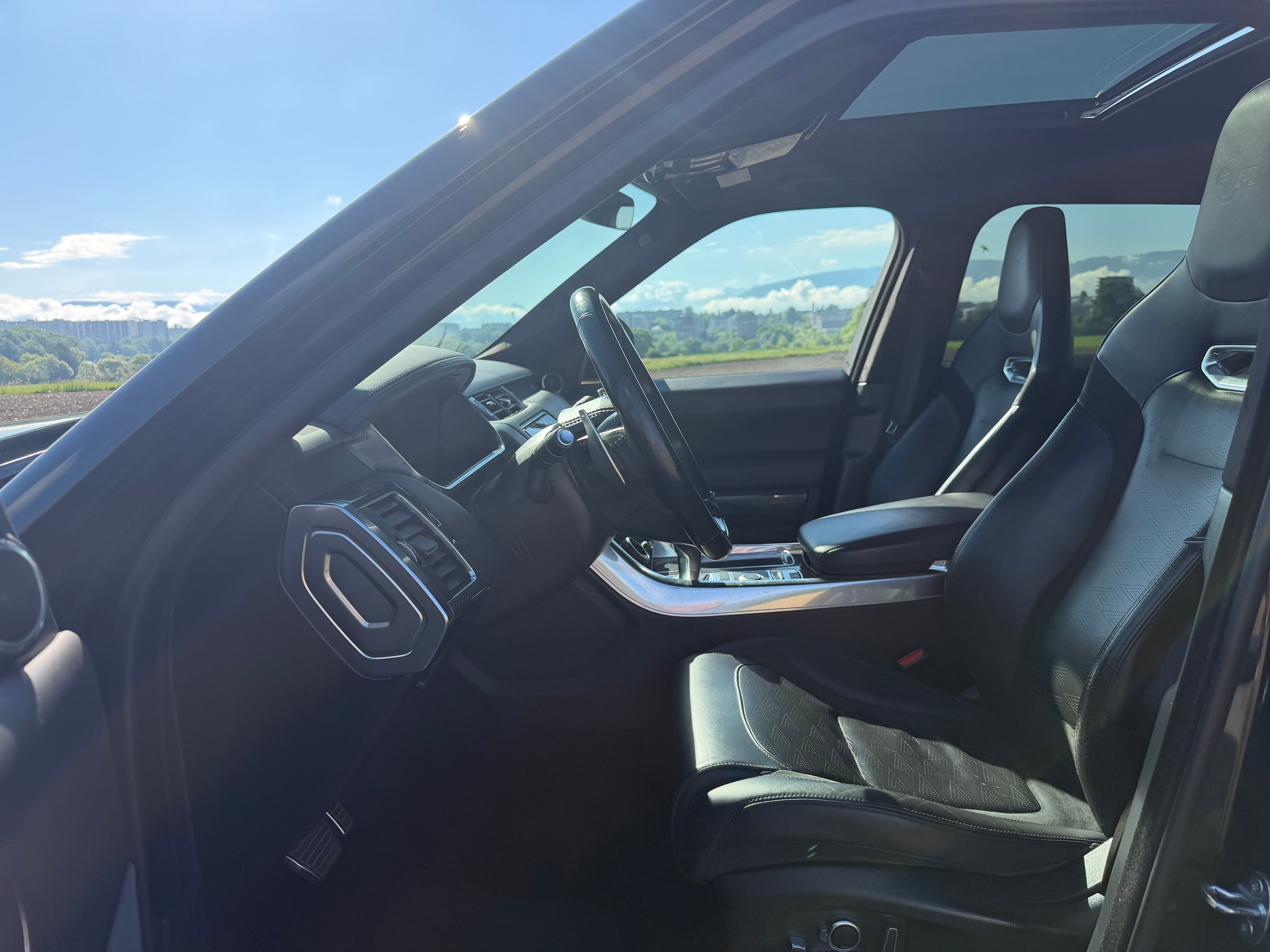 LAND ROVER Range Rover Sport 5.0 V8 S/C SVR Automatic-image-12