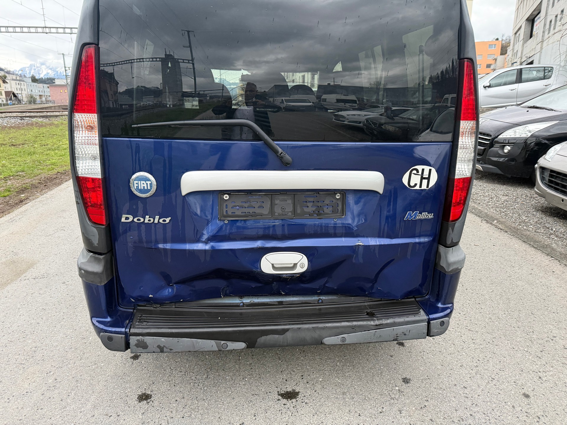 FIAT Doblò 1.9 JTD Malibu-image-5