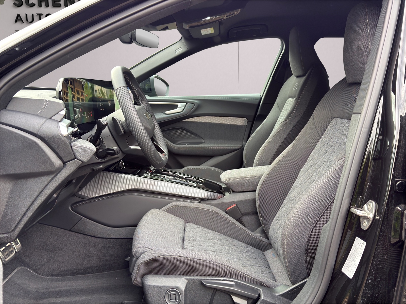 AUDI A5 Avant TFSI 150 kW S tronic S-Line Optikpaket Black-image-16