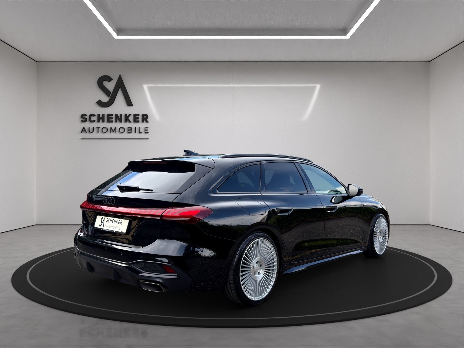 AUDI A5 Avant TFSI 150 kW S tronic S-Line Optikpaket Black-image-5