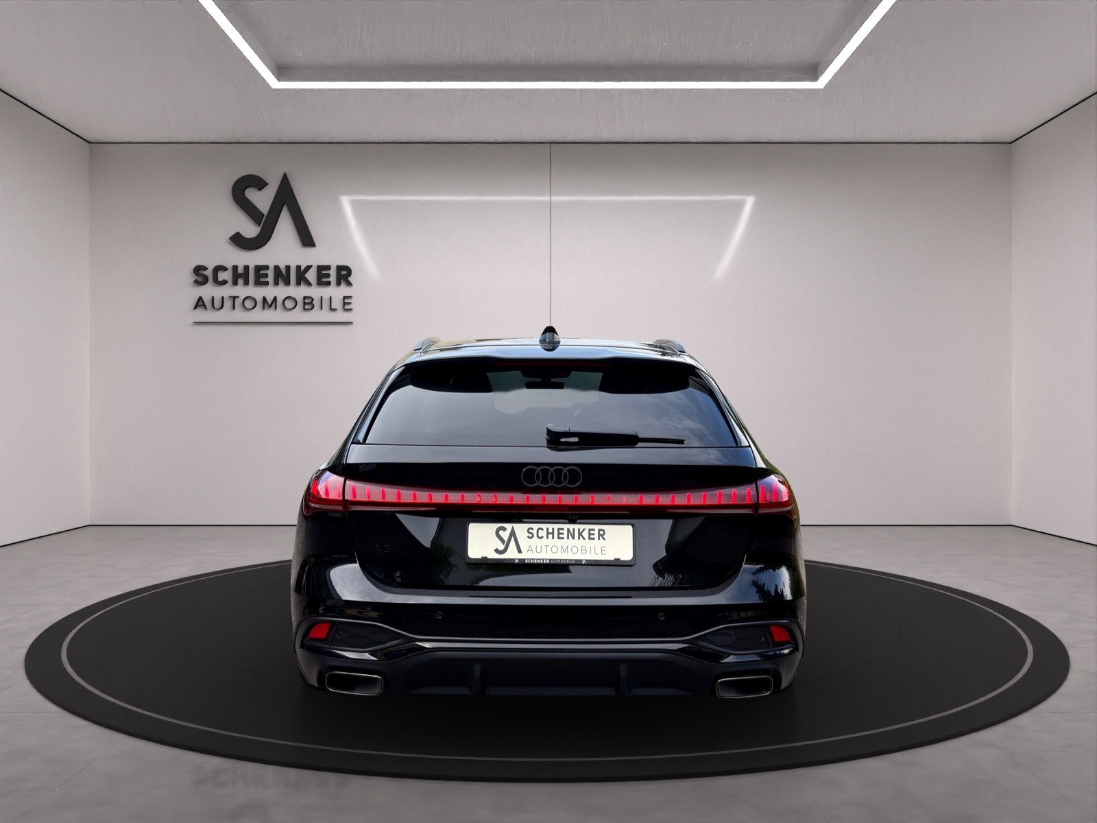 AUDI A5 Avant TFSI 150 kW S tronic S-Line Optikpaket Black-showroom-element-3