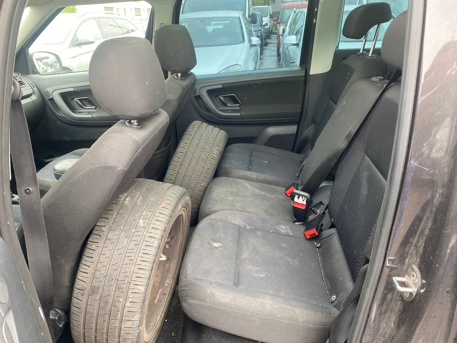 SKODA Roomster 1.2 TSI Magic DSG-image-10