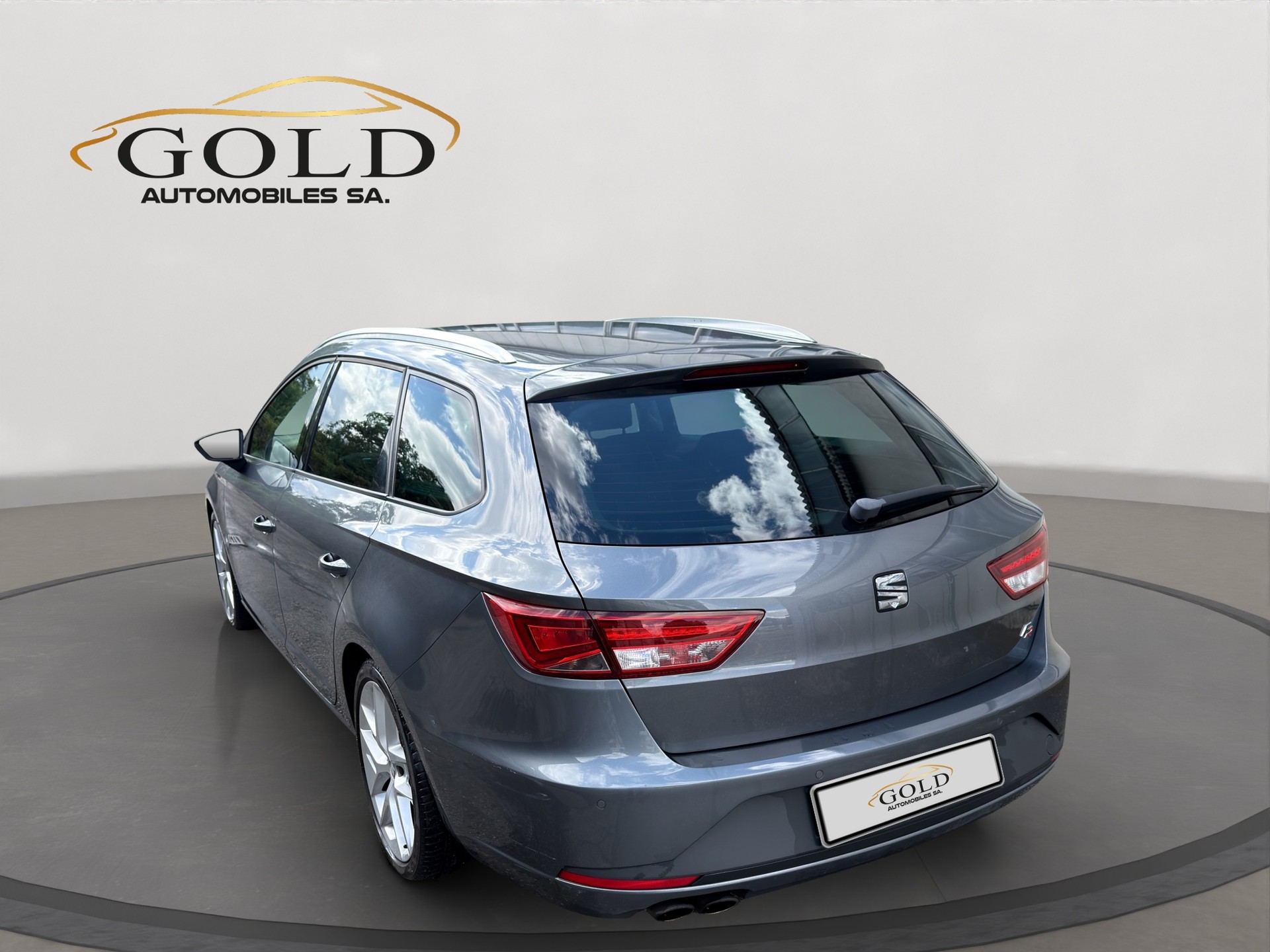 SEAT Leon ST 1.4 TSI FR Viva-image-10