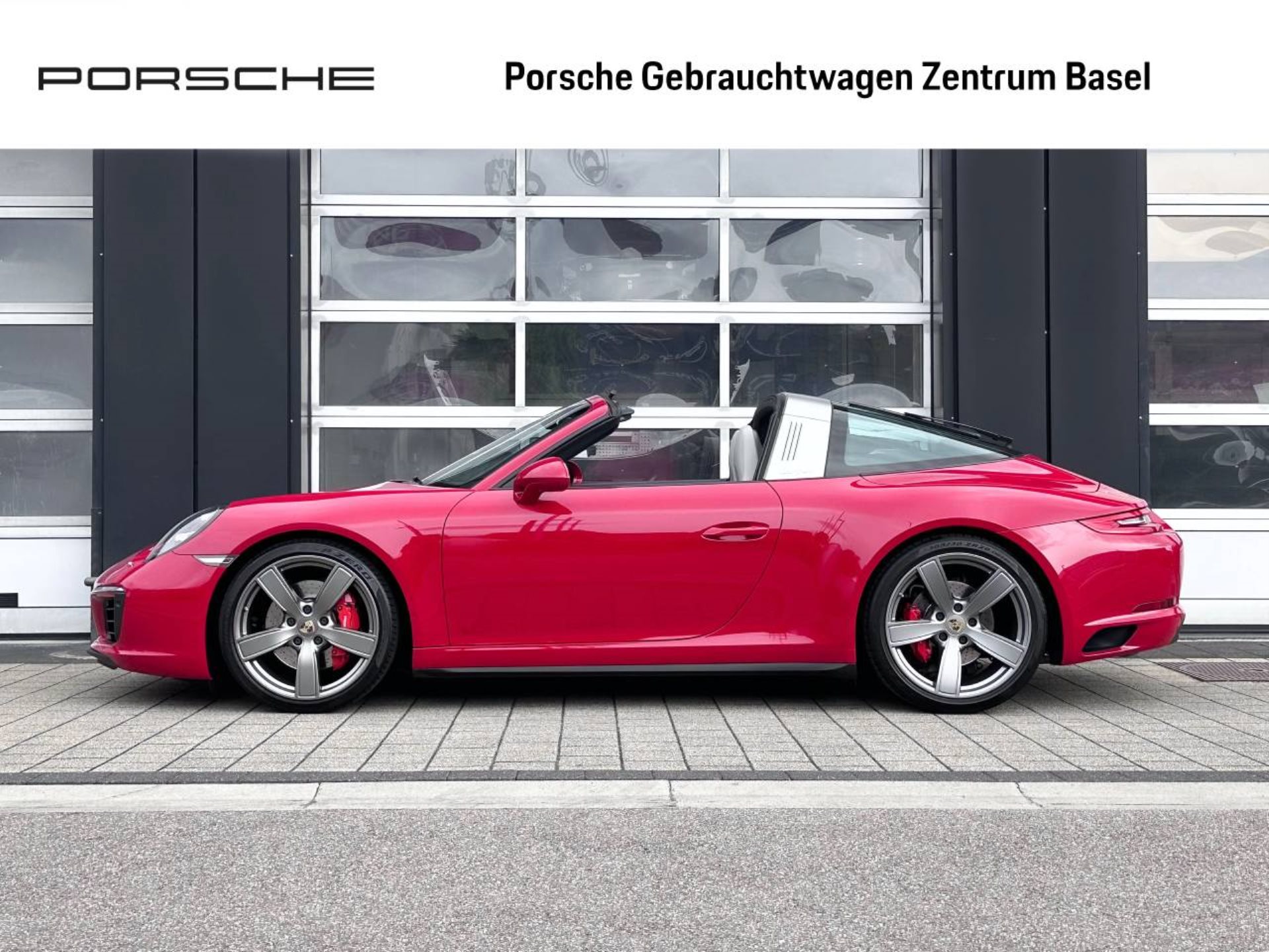 PORSCHE 911 Targa 4S-showroom-element-1