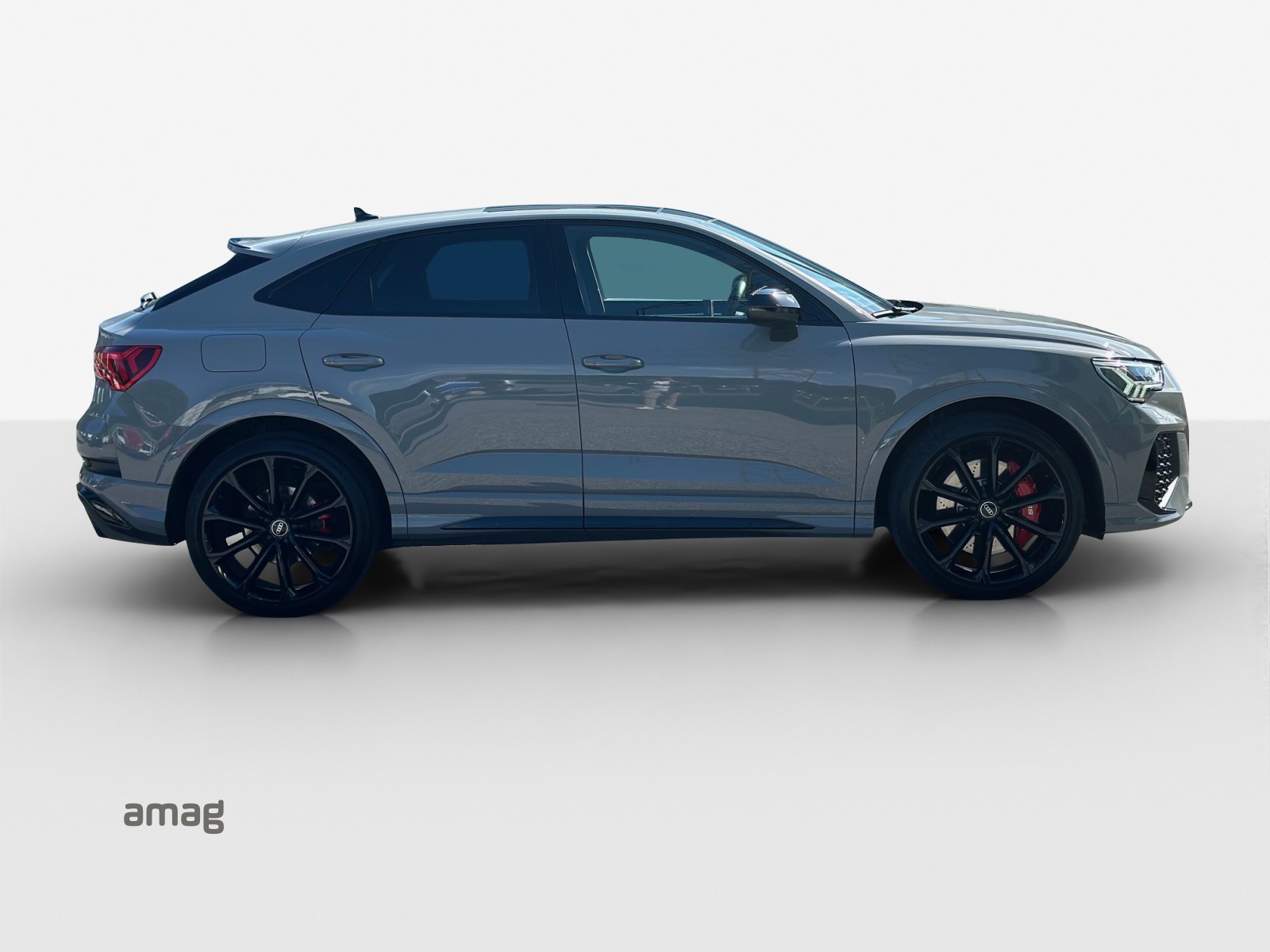 AUDI RS Q3 Sportback quattro S tronic-image-5