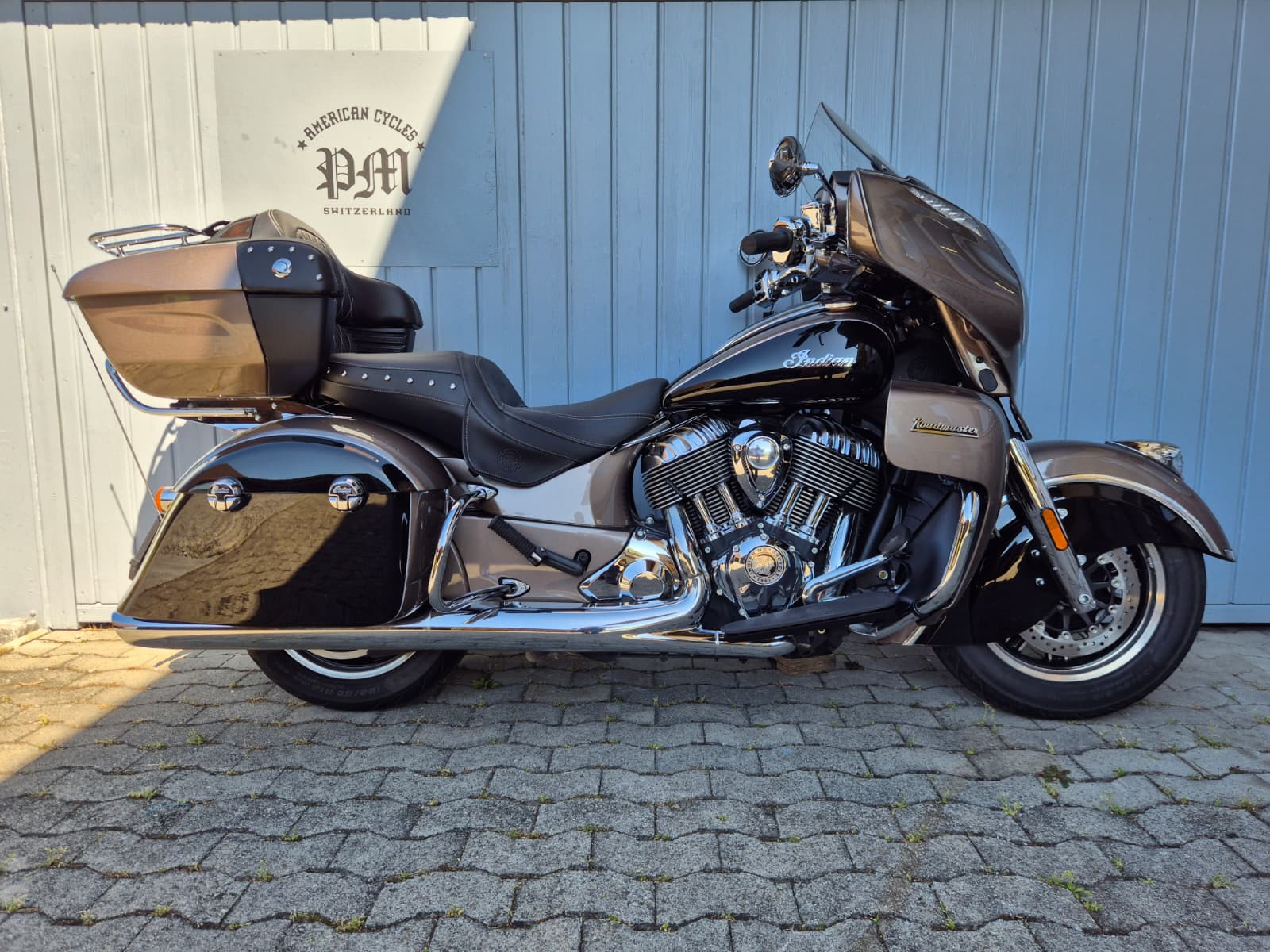 INDIAN Roadmaster