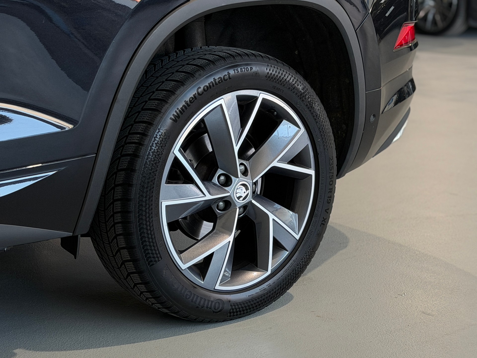 SKODA Kodiaq 2.0 TSI 4x4 SportLine (CH) Facelift!-image-18