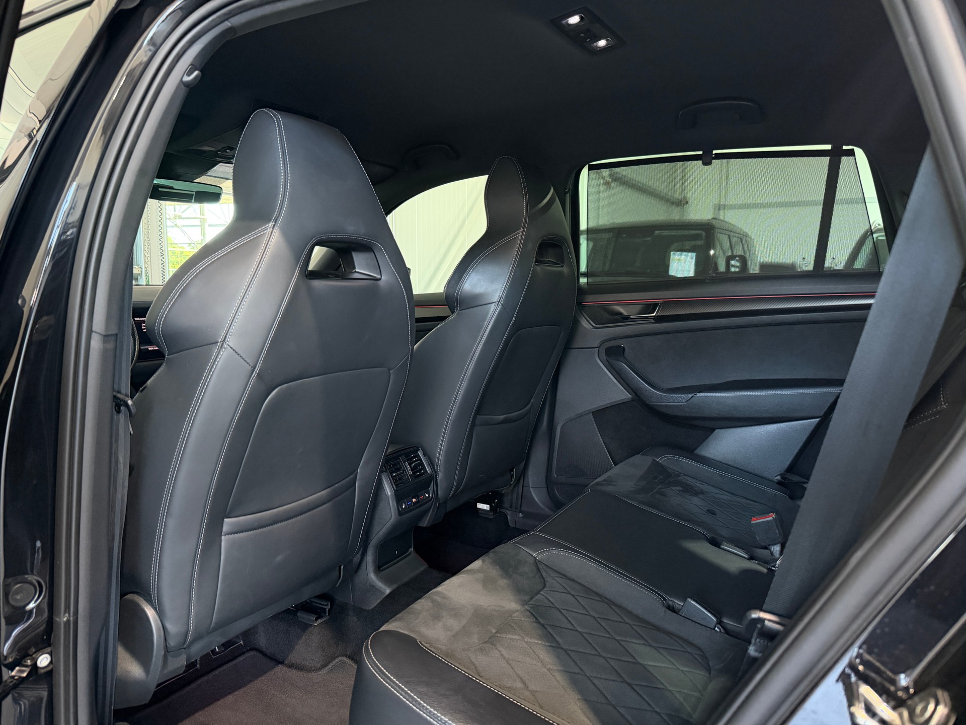 SKODA Kodiaq 2.0 TSI 4x4 SportLine (CH) Facelift!-image-14