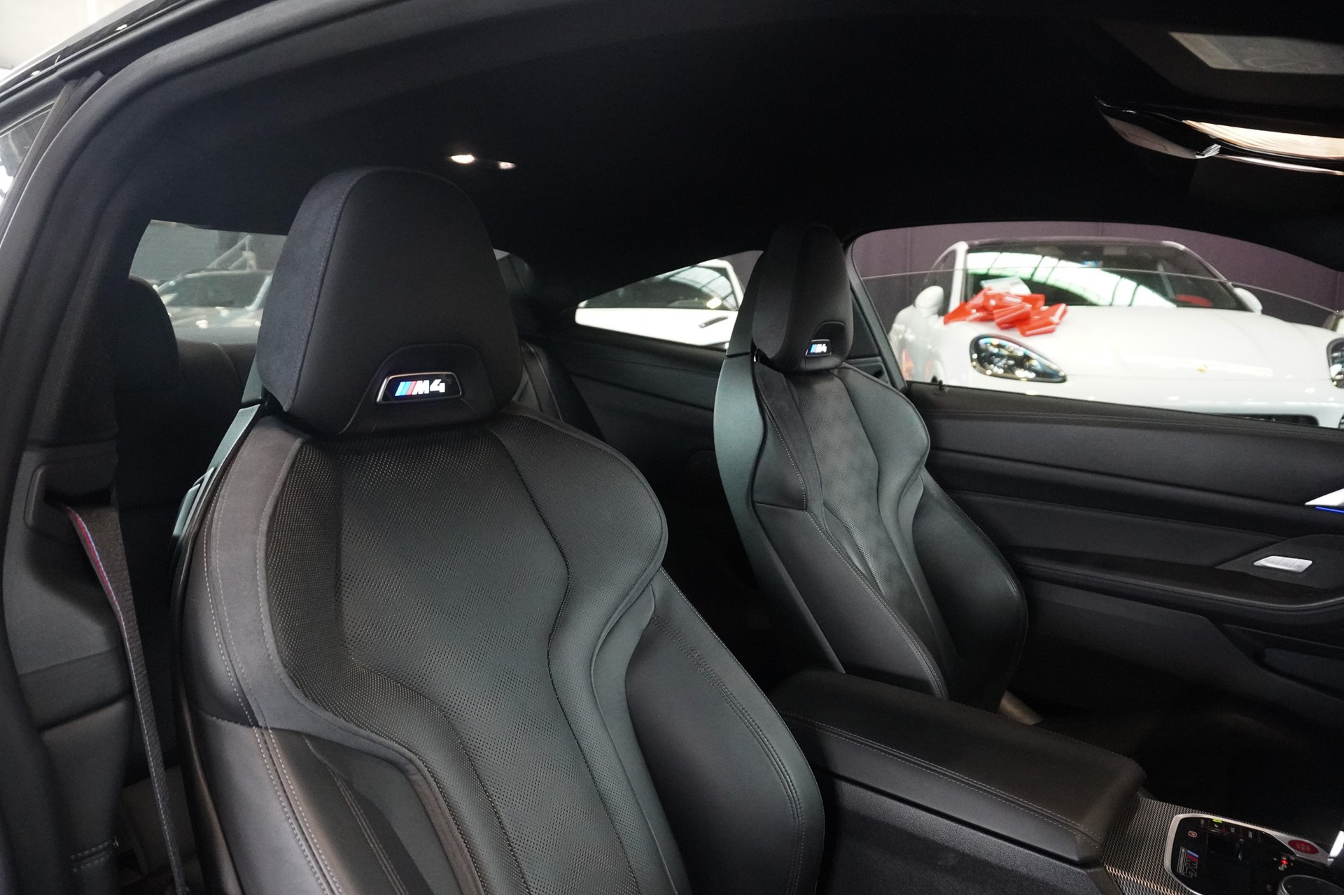 BMW M4 Coupé Competition-image-8
