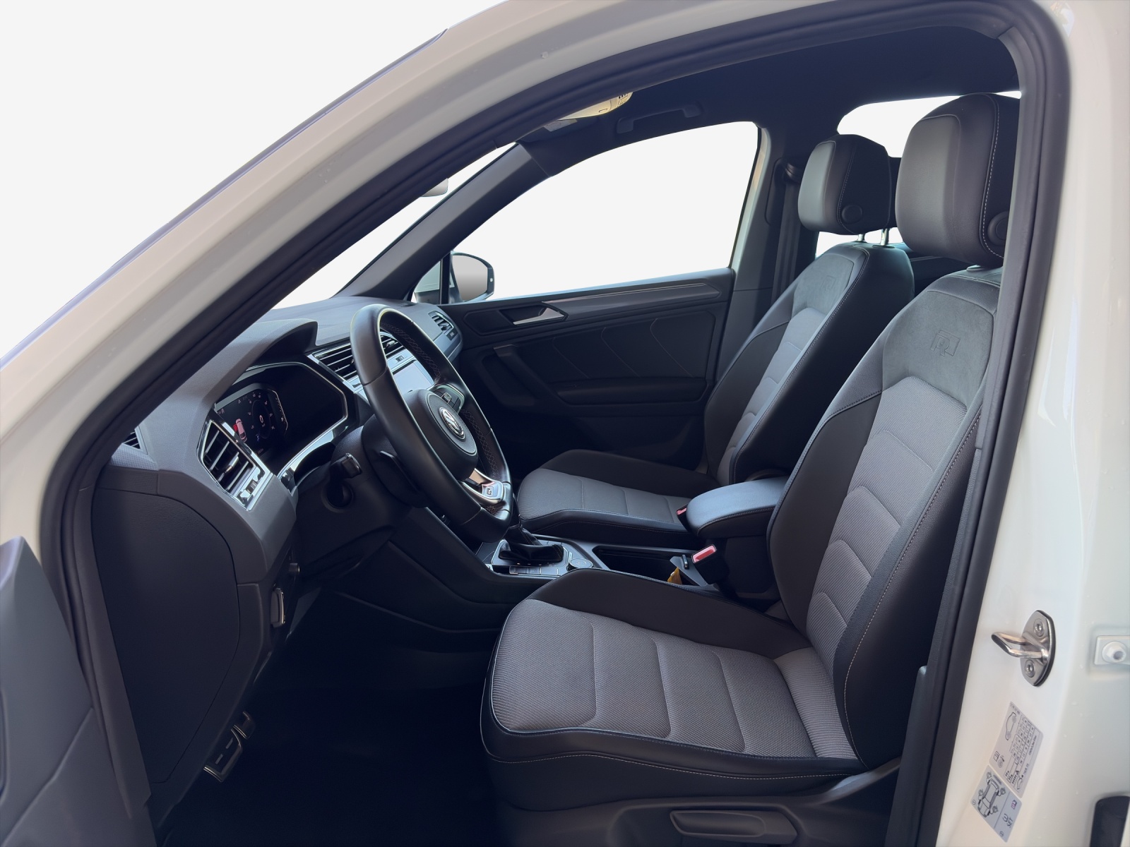 VW Tiguan 2.0TSI Highline 4Motion DSG-image-7